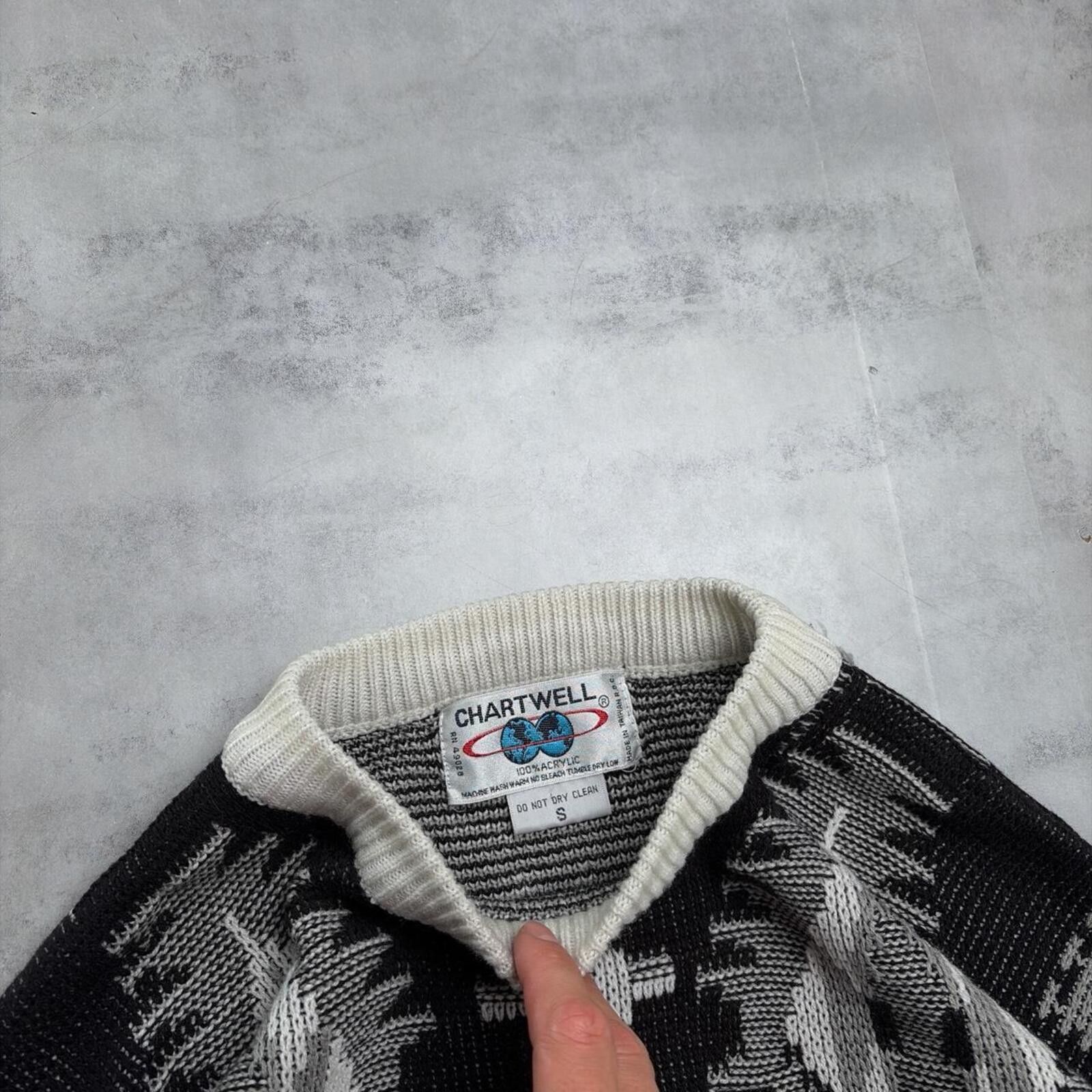 Other Vintage 90’s Black Chartwell Grunge Aztec Knit Sweater Size US S / EU 44-46 / 1 - 5 Thumbnail