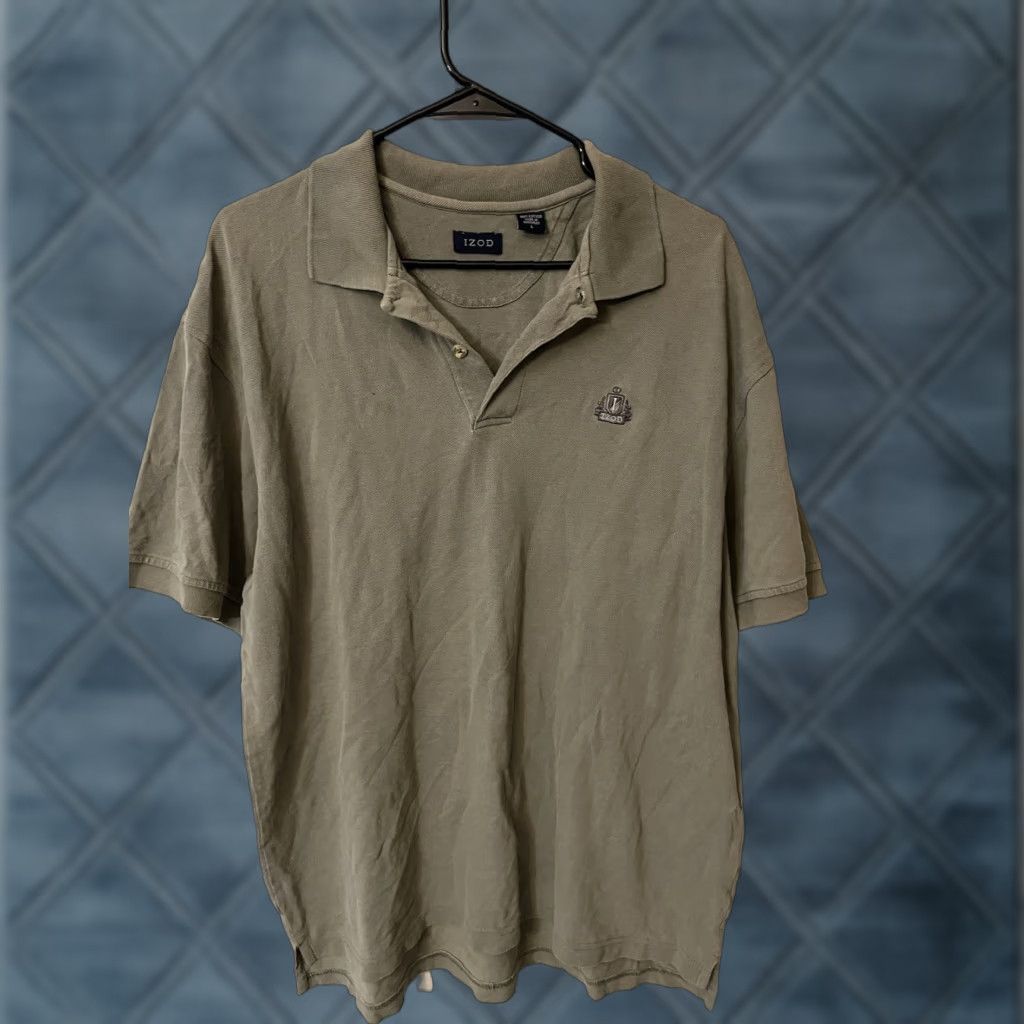 Izod VINTAGE? No. IZOD GOLF POLO SHIRT Men’s Size L Green Solid Short Sleeve Button Collar Knit 100% Cotton Logo Patch Golf Casual Modern Classic Mens Size US L / EU 52-54 / 3 - 1 Thumbnail