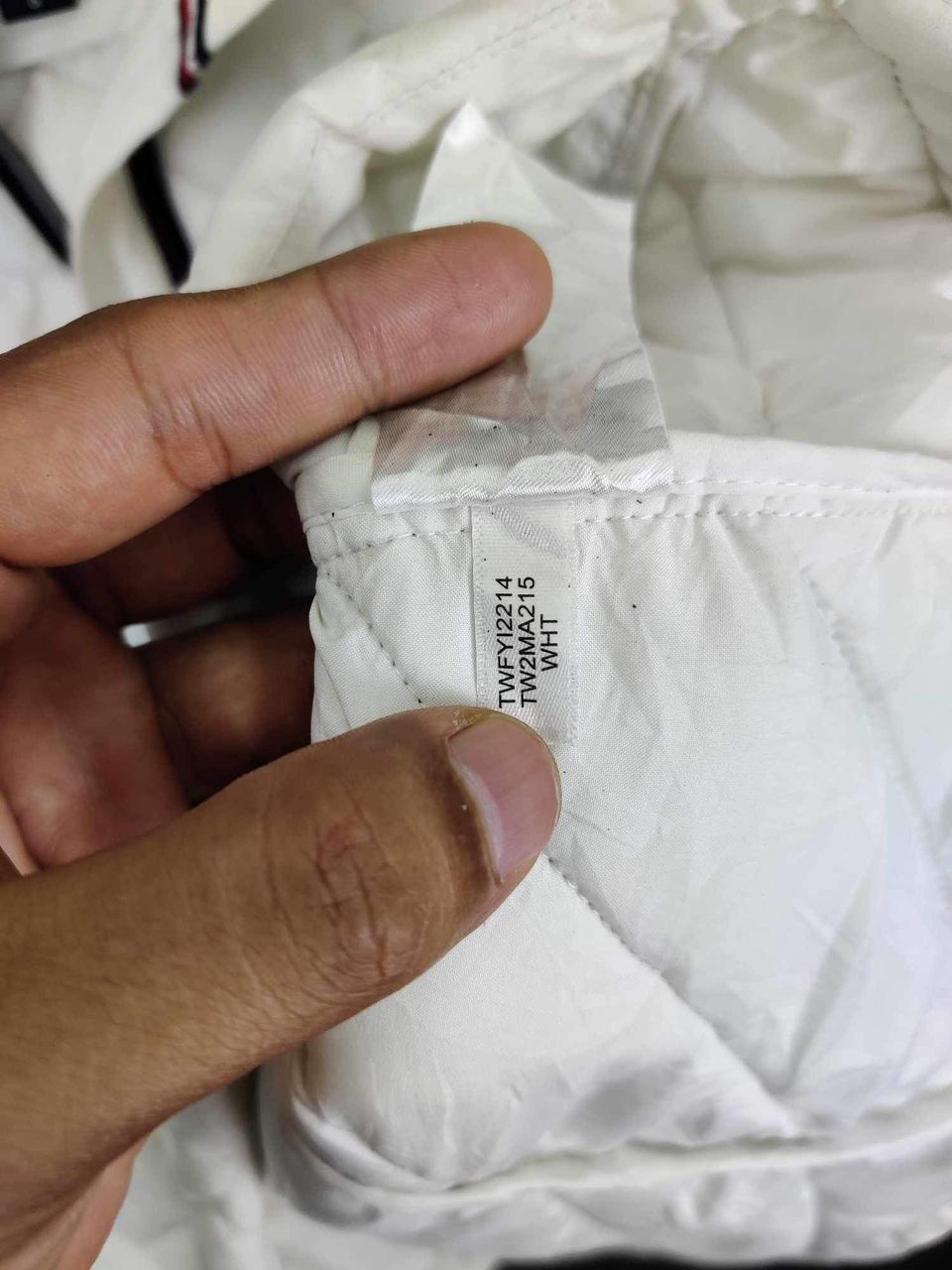 Tommy Hilfiger Tommy Hilfiger Packable Down Puffer Hoodie Jackets Size US L / EU 52-54 / 3 - 15 Thumbnail