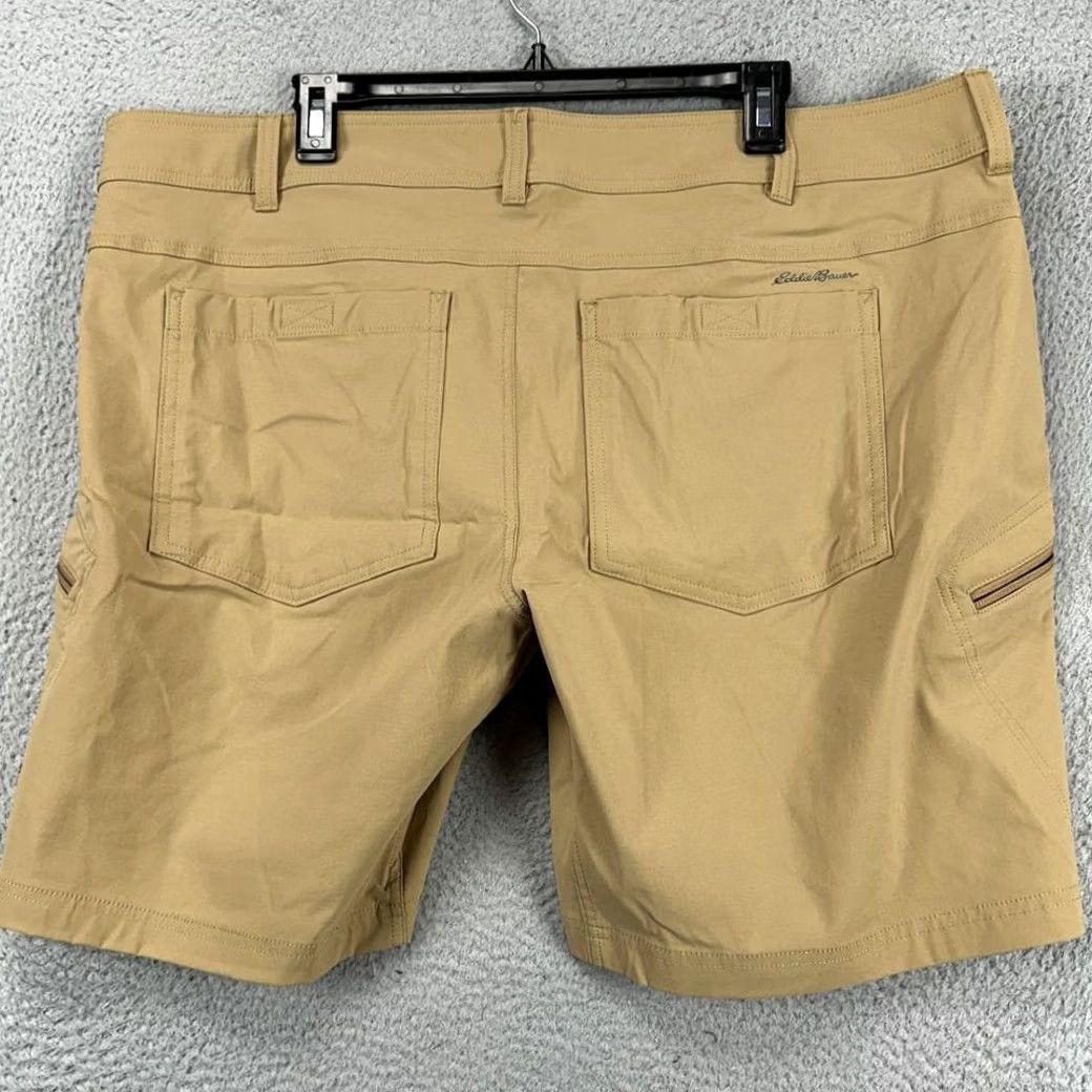 Eddie Bauer Eddie Bauer First Ascent Cargo Shorts Men 42 Tan Nylon Blend Hiking Outdoor Logo Size US 42 / EU 58 - 2 Thumbnail