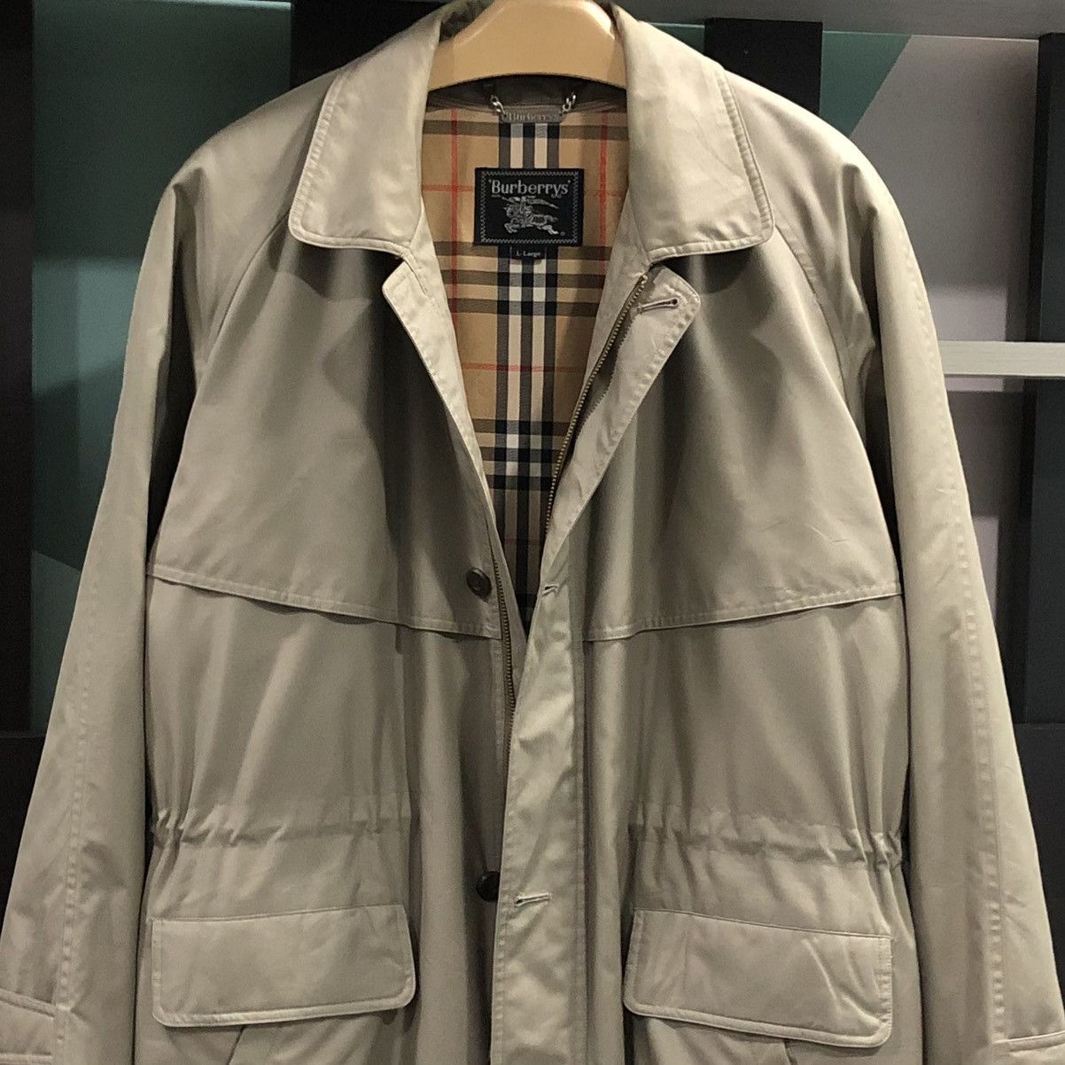Burberry VTG Burberry London Lined Feathers Novacheck Puffer Jacket Size US L / EU 52-54 / 3 - 2 Thumbnail