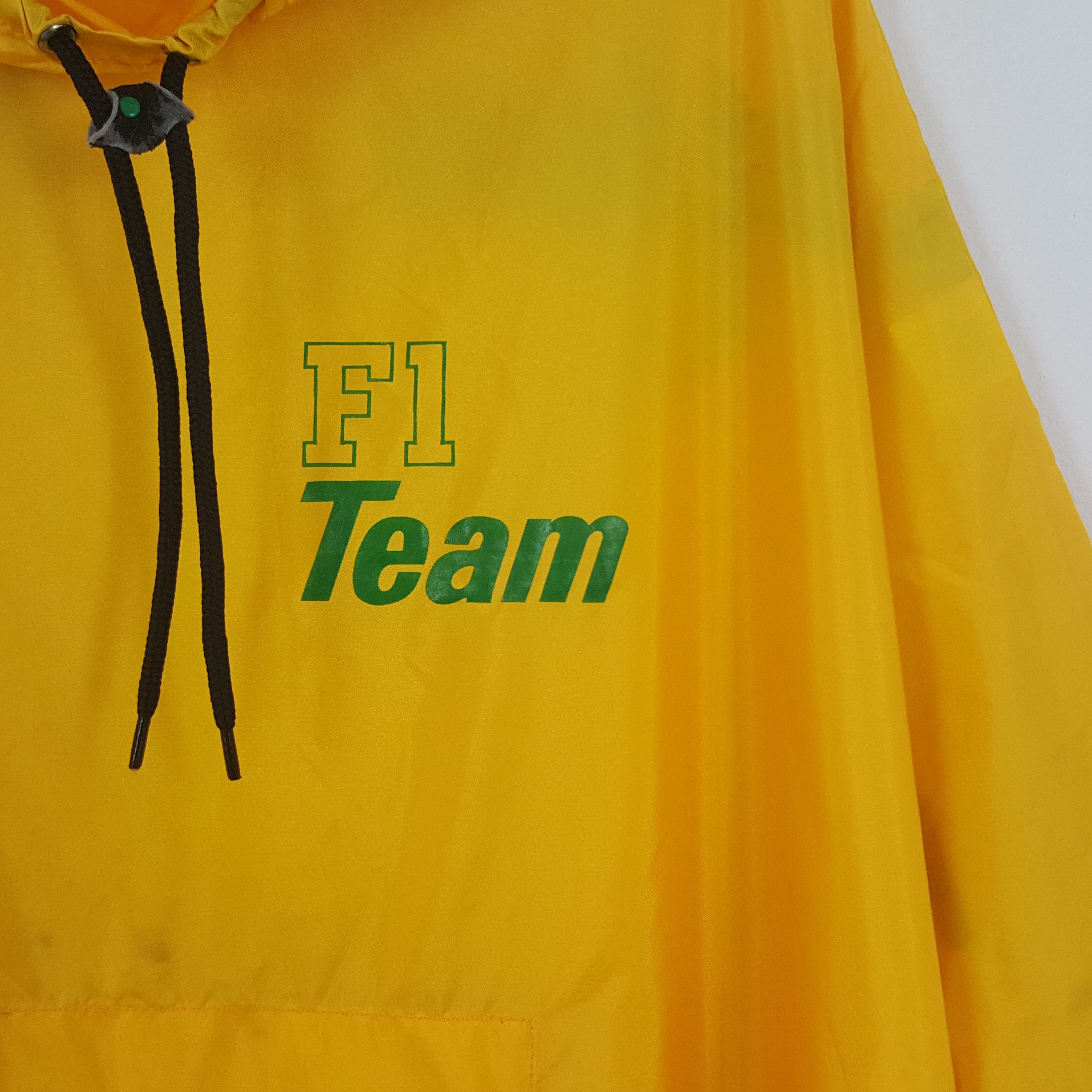 Benetton × Vintage Vintage Team Benetton Formula 1 Racing Rain Jacket Size US XL / EU 56 / 4 - 2 Thumbnail