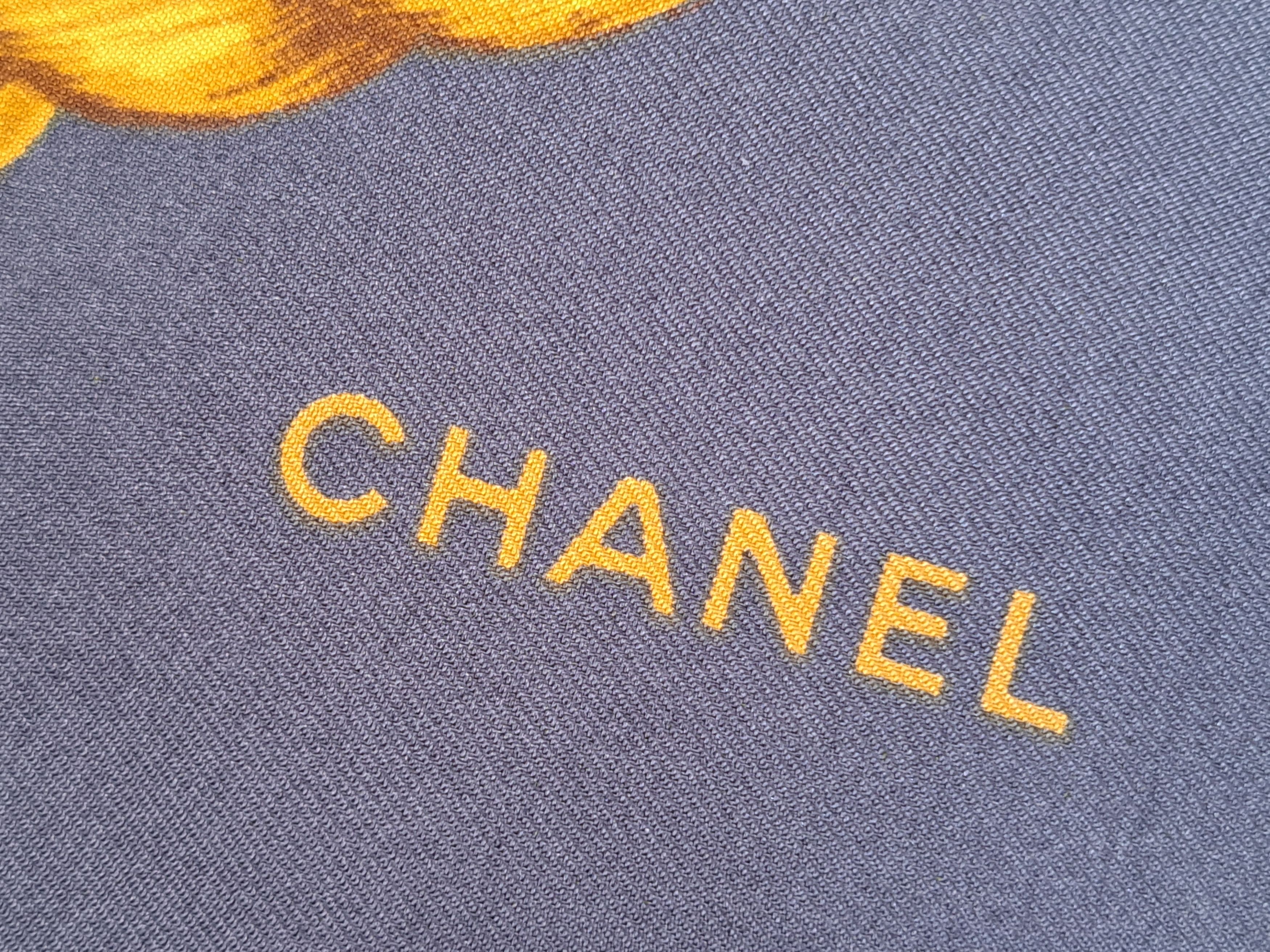 Chanel Vintage CHANEL gray/gold silk scarf grapes and tassel motif. Size ONE SIZE - 11 Thumbnail