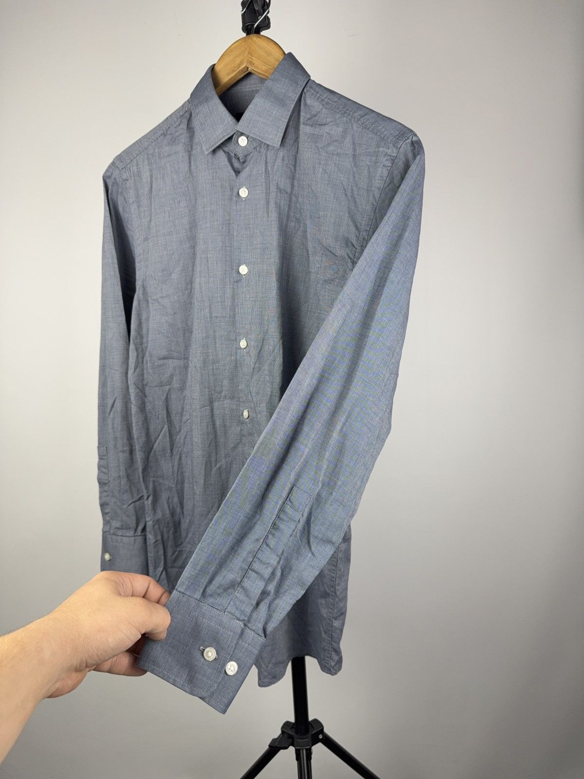 Hugo Boss Luxury Designer Hugo Boss Sharp Fit long sleeve Shirt Size US S / EU 44-46 / 1 - 4 Thumbnail