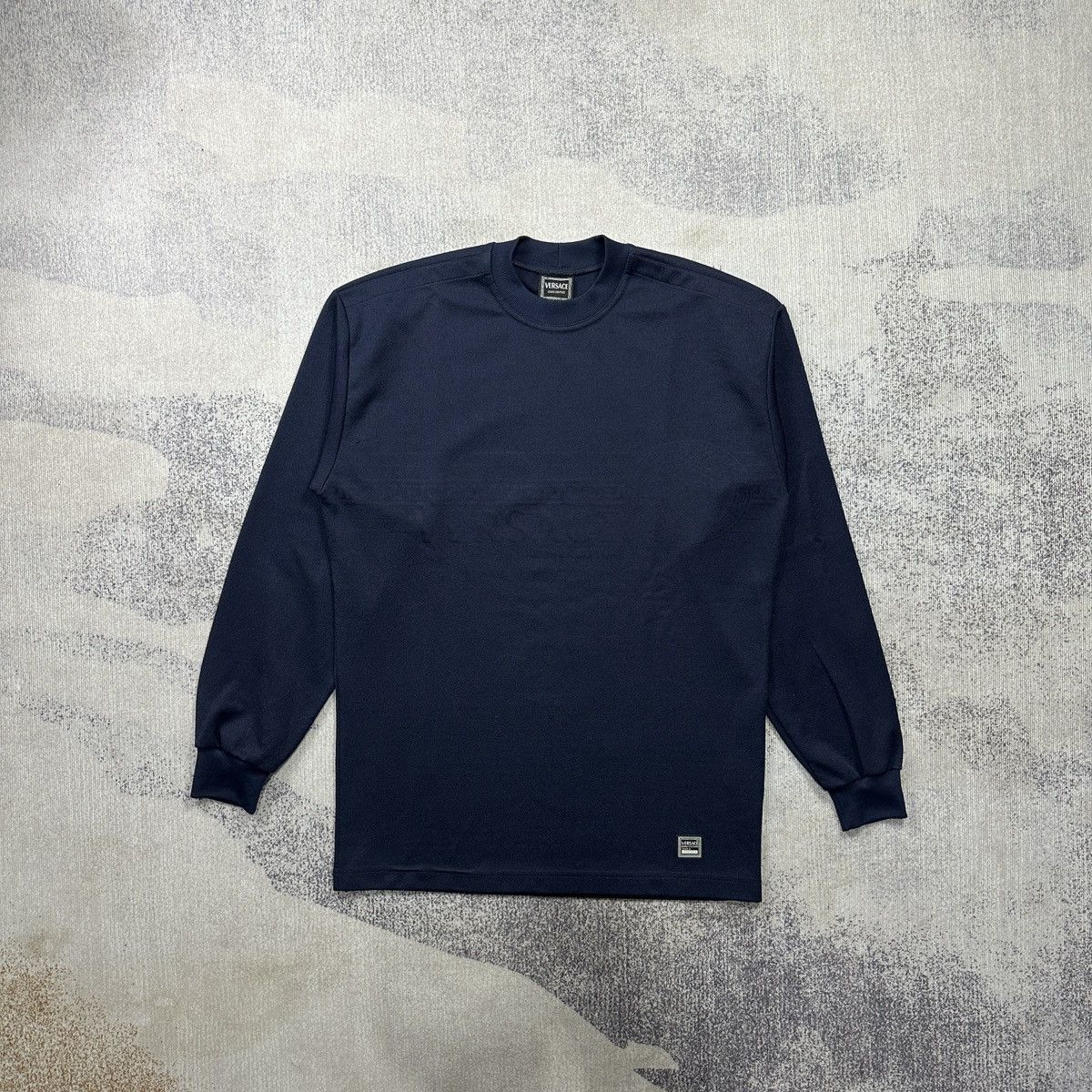 Versace Versace Longsleeve vintage Navy Size US L / EU 52-54 / 3 - 1 Thumbnail