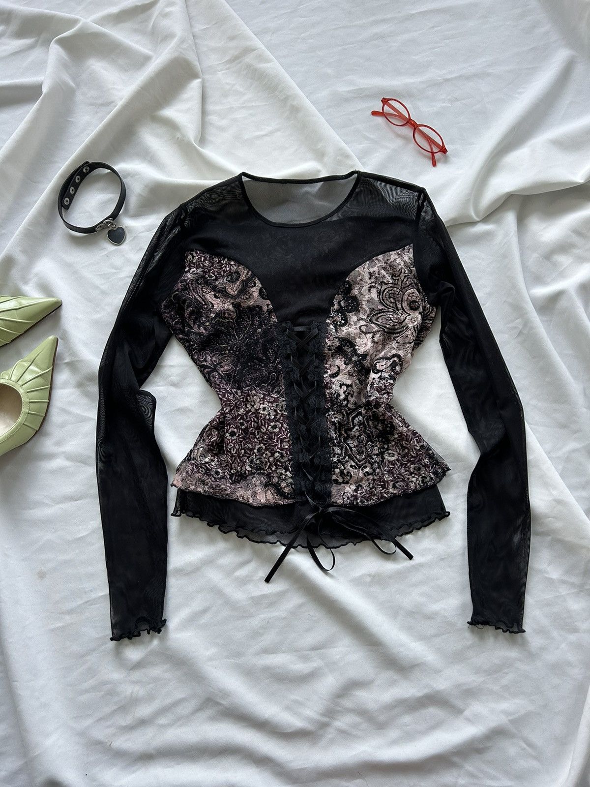 Vintage Stunning Lace long sleeve top blouse goth black y2k corset Size S / US 4 / IT 40 - 6 Thumbnail