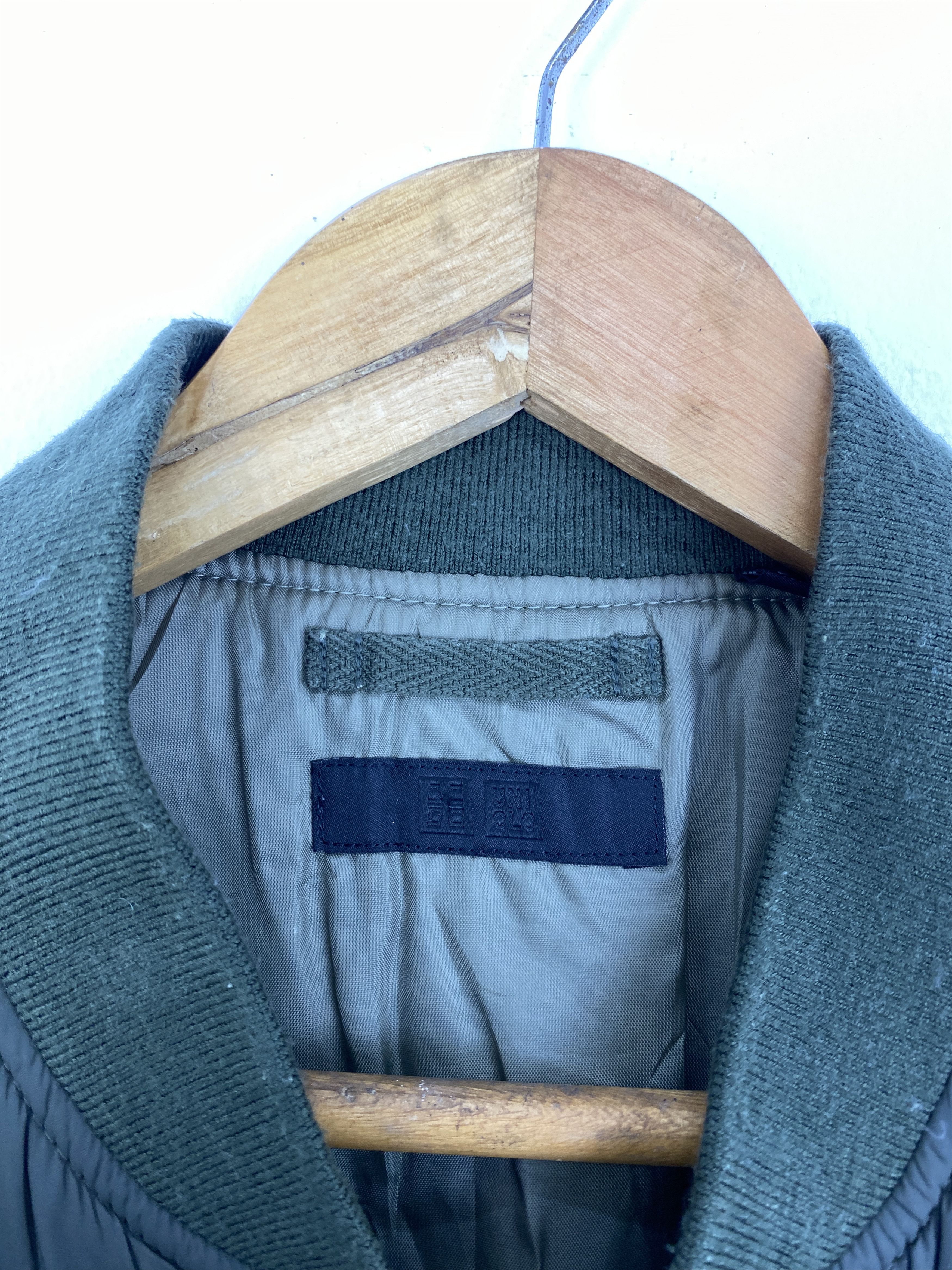 Uniqlo Uniqlo MA-1 Bomber Zipper Jacket JA0191 Size US L / EU 52-54 / 3 - 5 Thumbnail