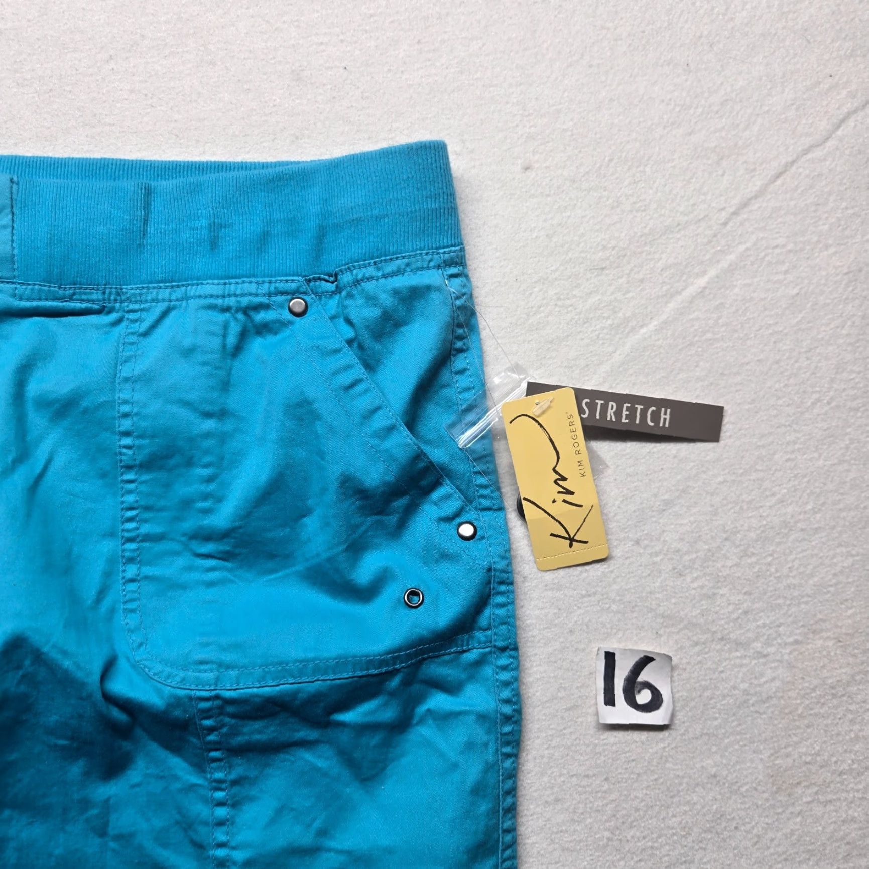 Vintage Kim Rogers Bermuda Pants Solid Turquoise Stretch Adult Women Size 18 Womens Plus 18 Turquoise Bermuda Pants 90s? Size 40" / US 18 - 2 Thumbnail