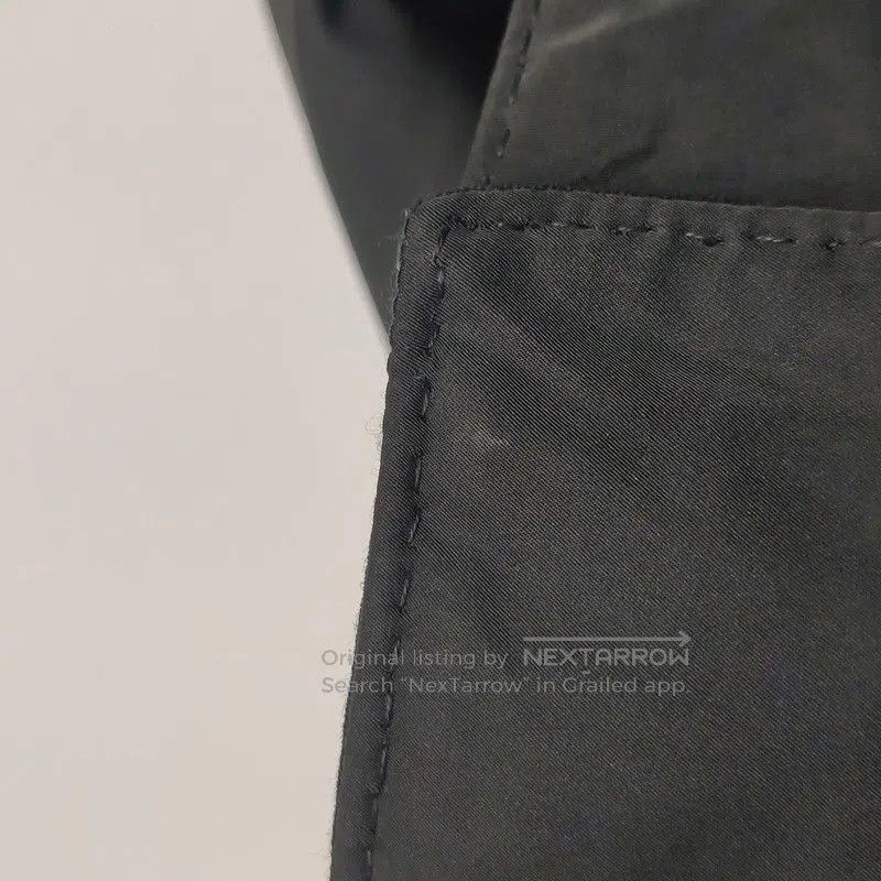 Louis Vuitton Louis Vuitton Black Wool Blend Button Detail Skirt. Size US 36 / EU 52 - 7 Thumbnail