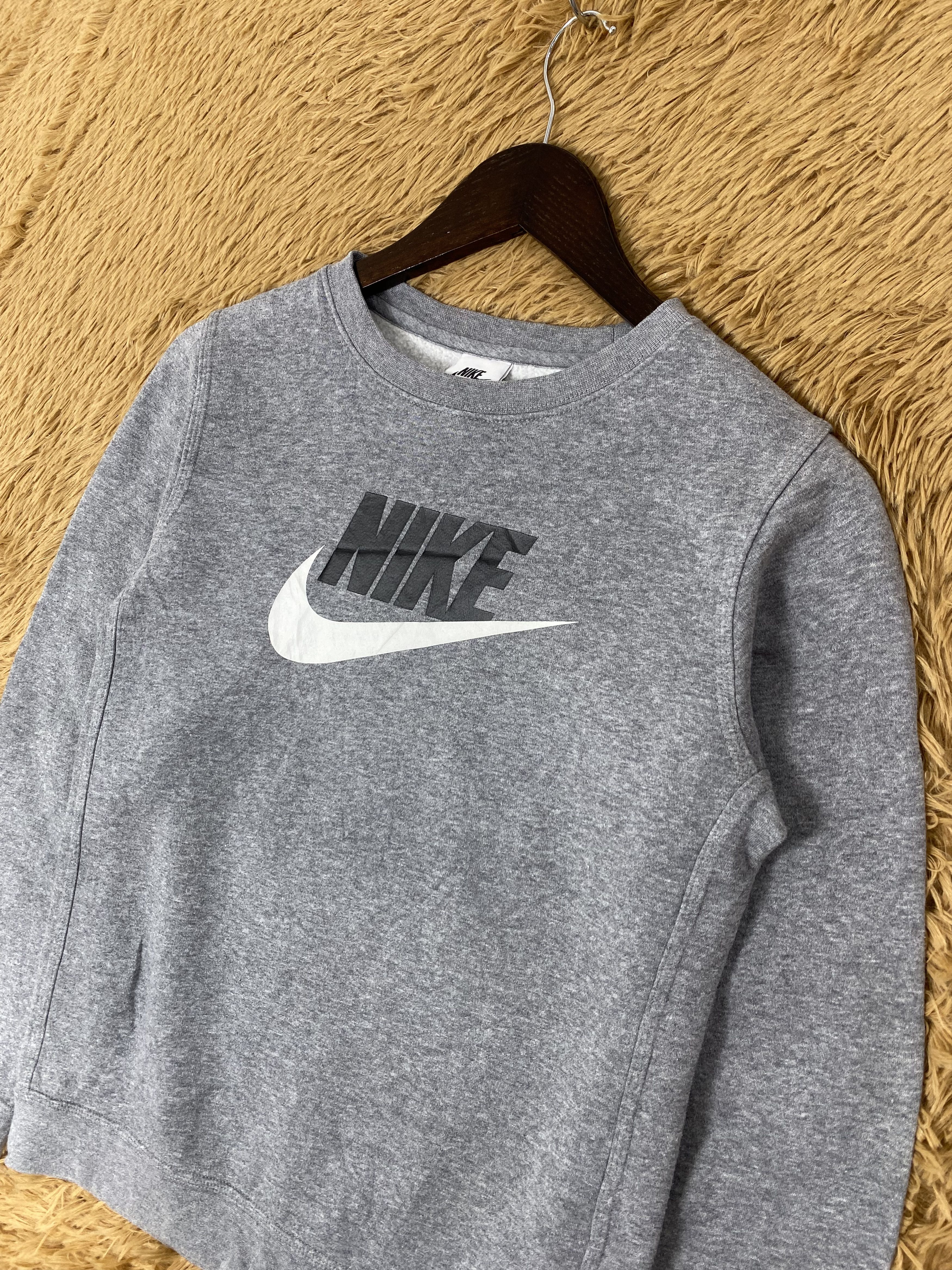 Nike Vintage Nike Swoosh Big Logo Sweatshirts PS0115 Size US L / EU 52-54 / 3 - 2 Thumbnail