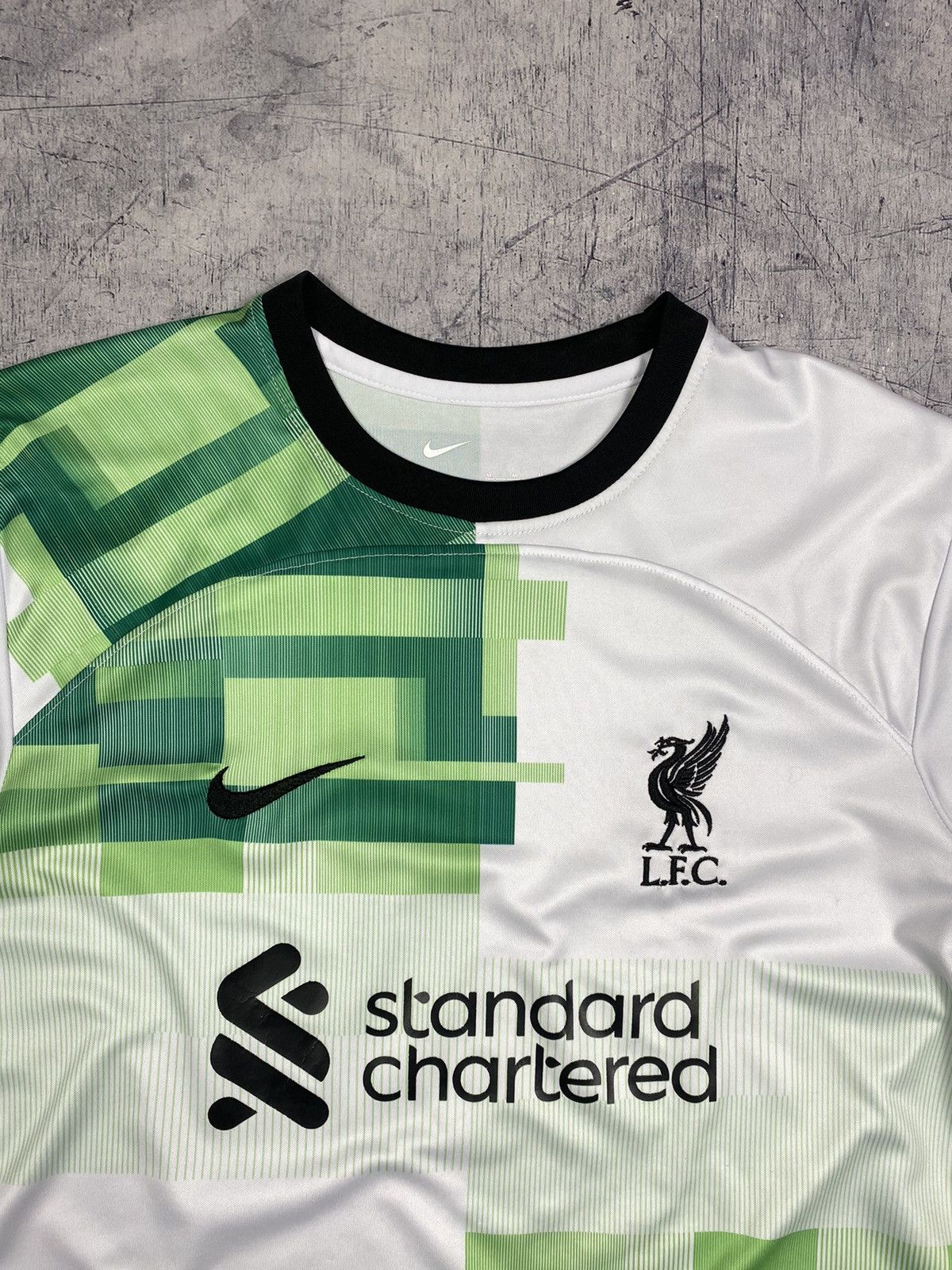Nike Nike Liverpool Mac Allister #10 Soccer Jersey Size US M / EU 48-50 / 2 - 5 Thumbnail