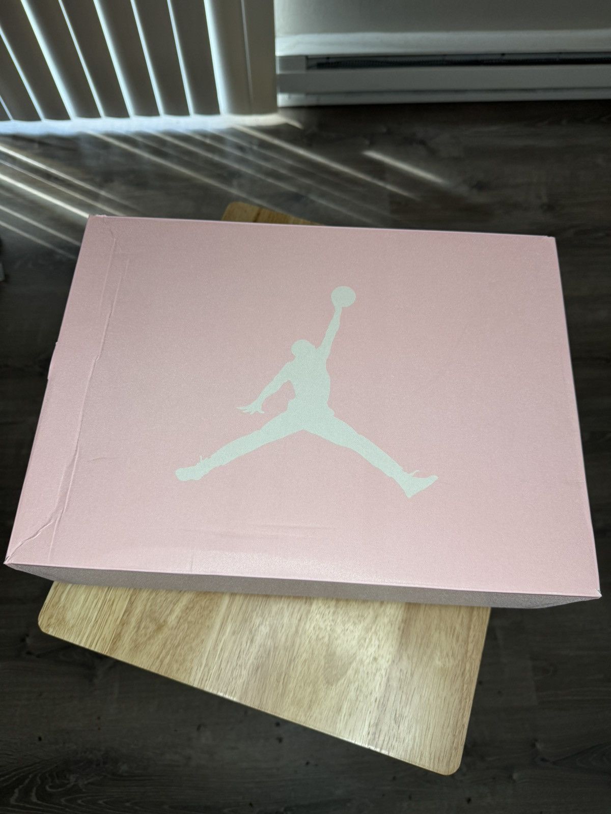 Jordan Brand Air Jordan 5 Retro ‘Medium Soft Pink’ Size US 14 / EU 47 - 11 Thumbnail