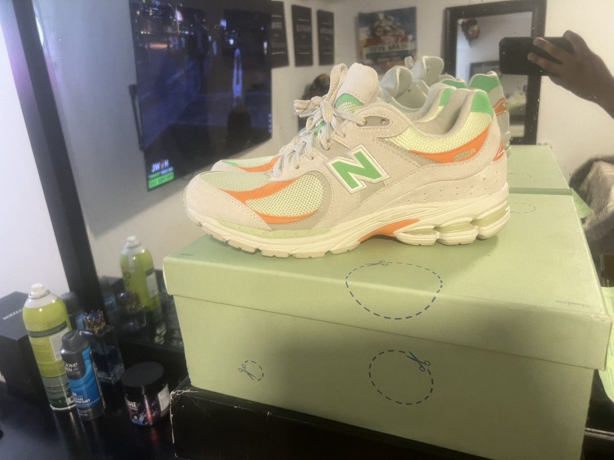 New Balance New balance 2002r linen green apple Size US 10.5 / EU 43-44 - 8 Thumbnail