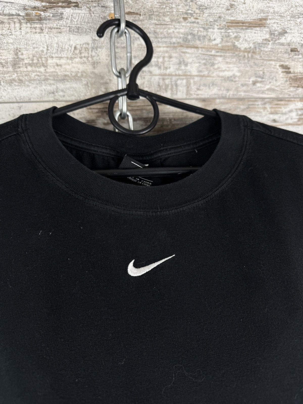 Nike × Vintage Mens Nike swoosh black T-shirt center logo y2k tee Japanese Size US XL / EU 56 / 4 - 6 Thumbnail