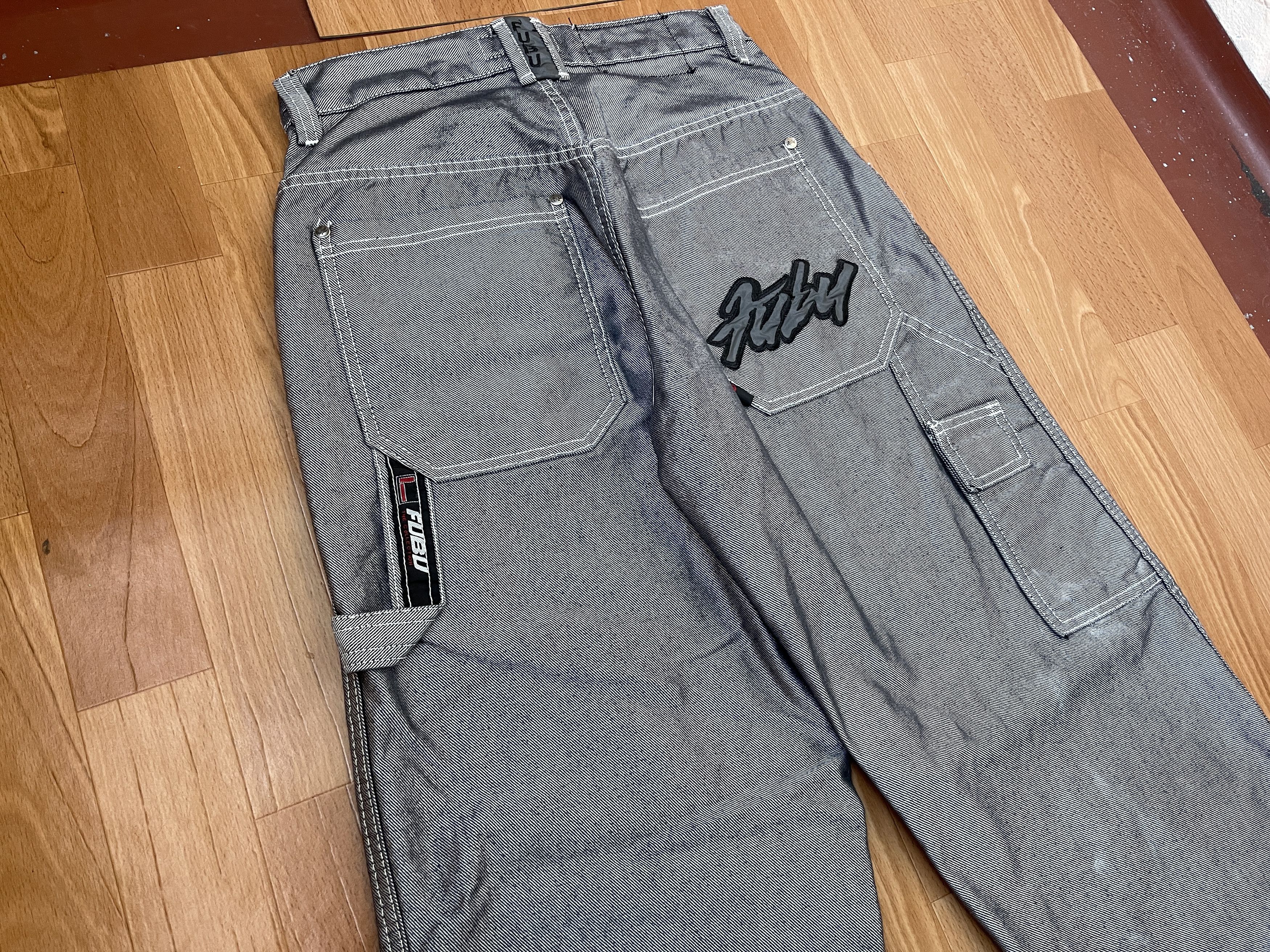 Fubu FUBU jeans shiny vintage baggy jeans silver metallic size 28 Size US 28 / EU 44 - 5 Thumbnail