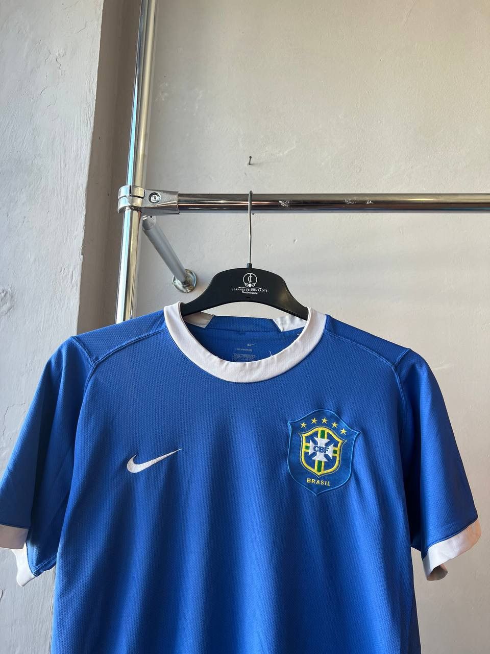 Nike 2006/08 BRAZIL RARE AWAY SOCCER JERSEY FOOTBALL SHIRT NIKE M Size US M / EU 48-50 / 2 - 3 Thumbnail