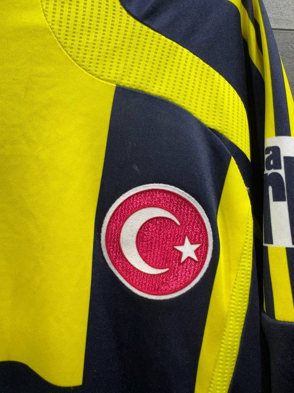 Vintage 2007-08 Fenerbache Adidas Home Turkey Football Shirt Avea Size US S / EU 44-46 / 1 - 4 Thumbnail