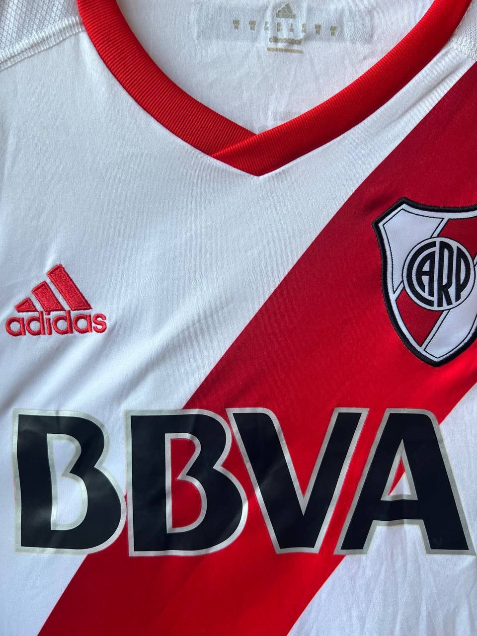 Adidas 2016/17 RIVER PLATE HOME SOCCER JERSEY FOOTBALL SHIRT SIZE M Size US M / EU 48-50 / 2 - 5 Thumbnail
