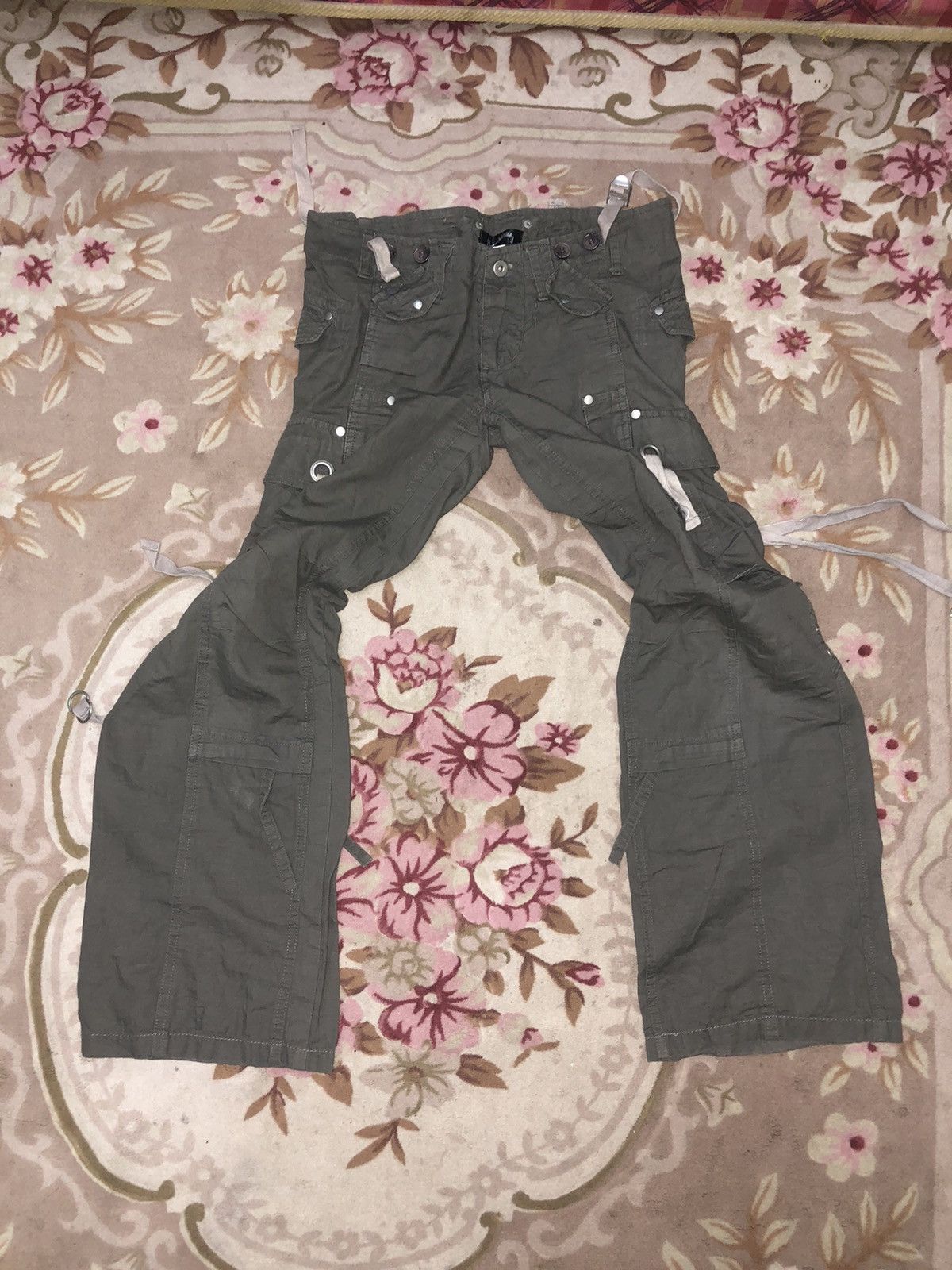 Japanese Brand Y2K Cargo Pants with Straps – Dark Grey Utility Streetwear Size US 31 - 2 Thumbnail