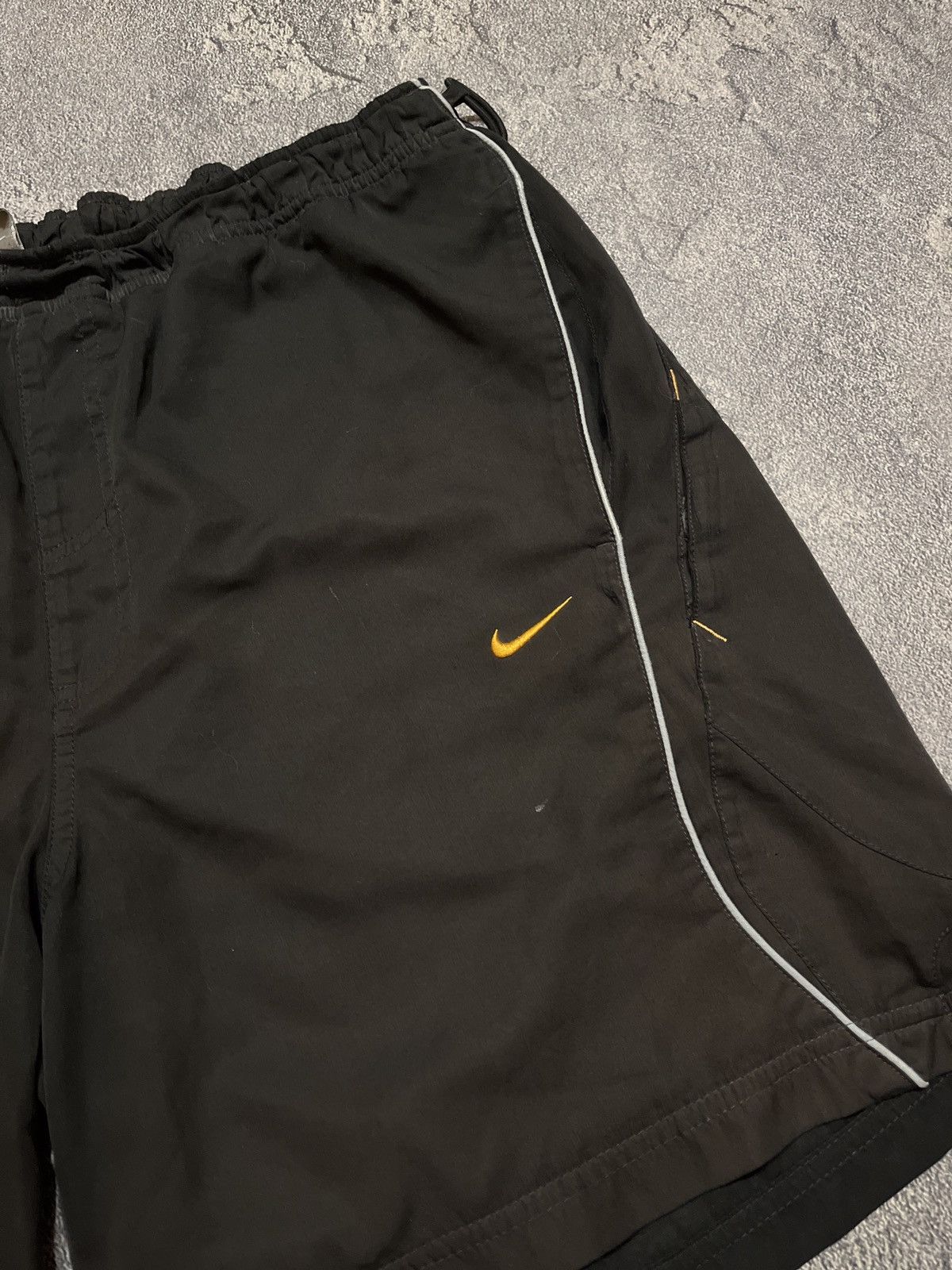 Nike NIKE SHOX Nylon Vintage Mens Shorts XLStreetwear Size US 36 / EU 52 - 3 Thumbnail