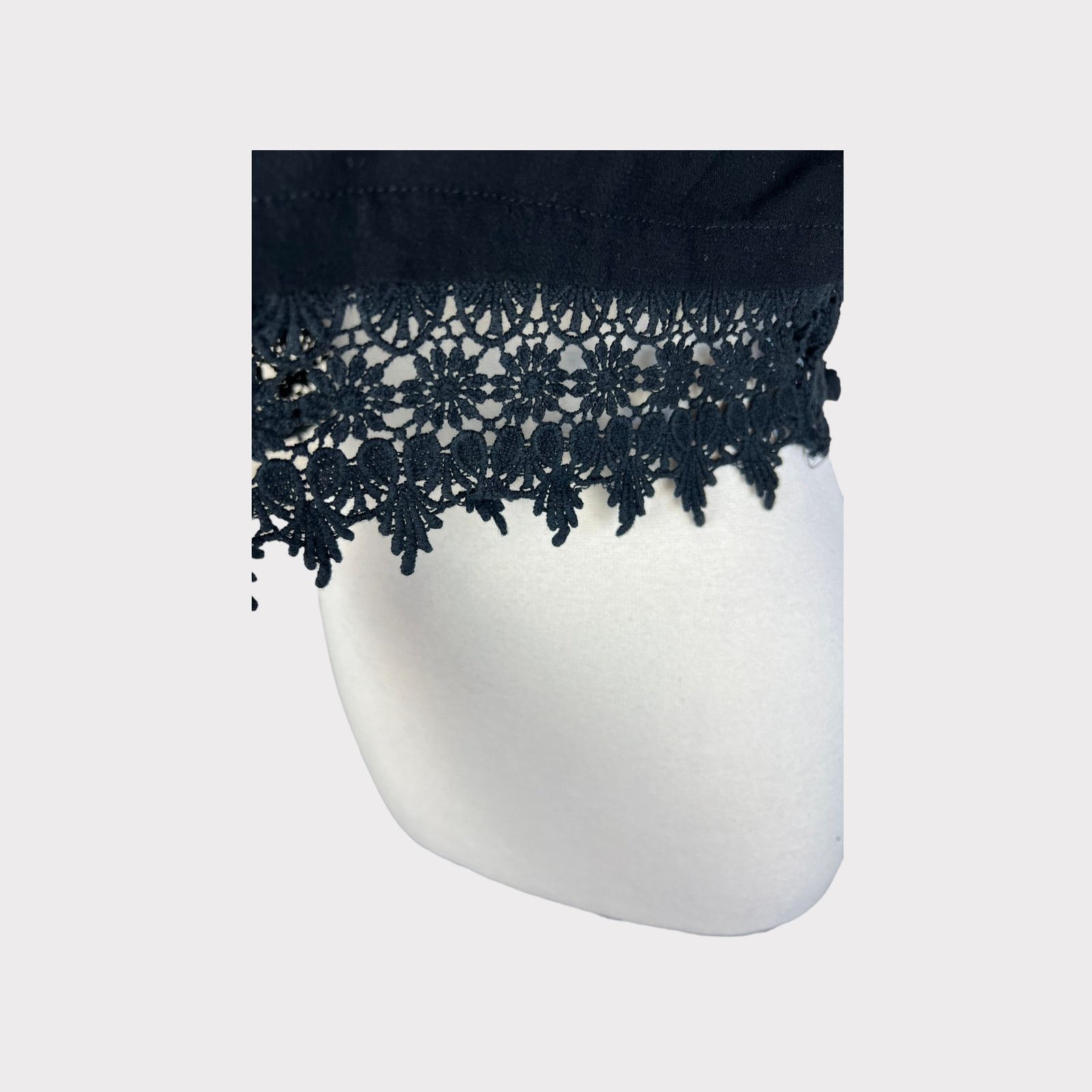 Nordstrom Lush | Black Crochet Crop Top Vintage Y2k | Medium Size M / US 6-8 / IT 42-44 - 2 Thumbnail
