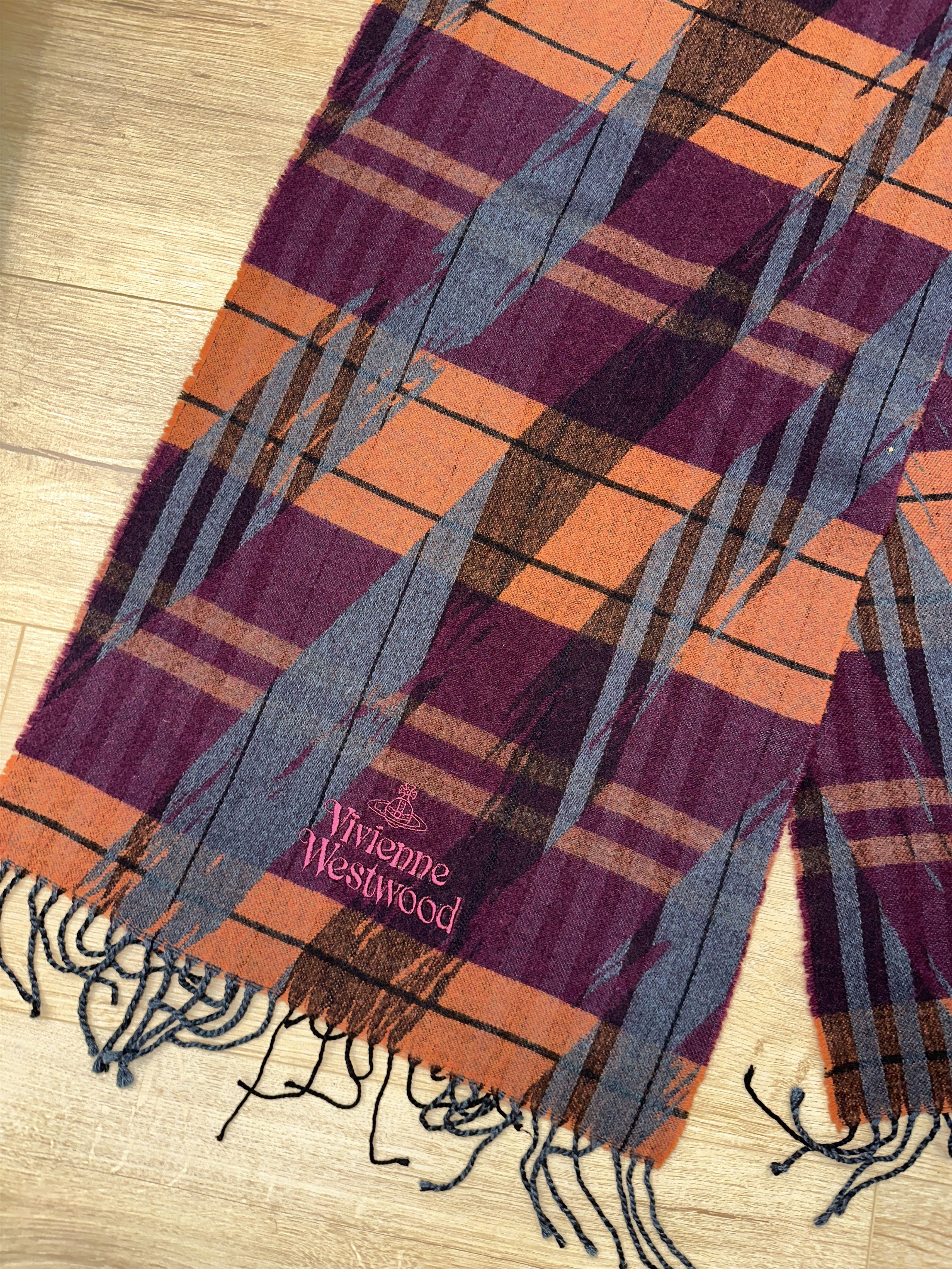 Vivienne Westwood Rare Vivienne Westwood Orb Plaid Wool Blend Fringed 185x38 Size ONE SIZE - 7 Thumbnail
