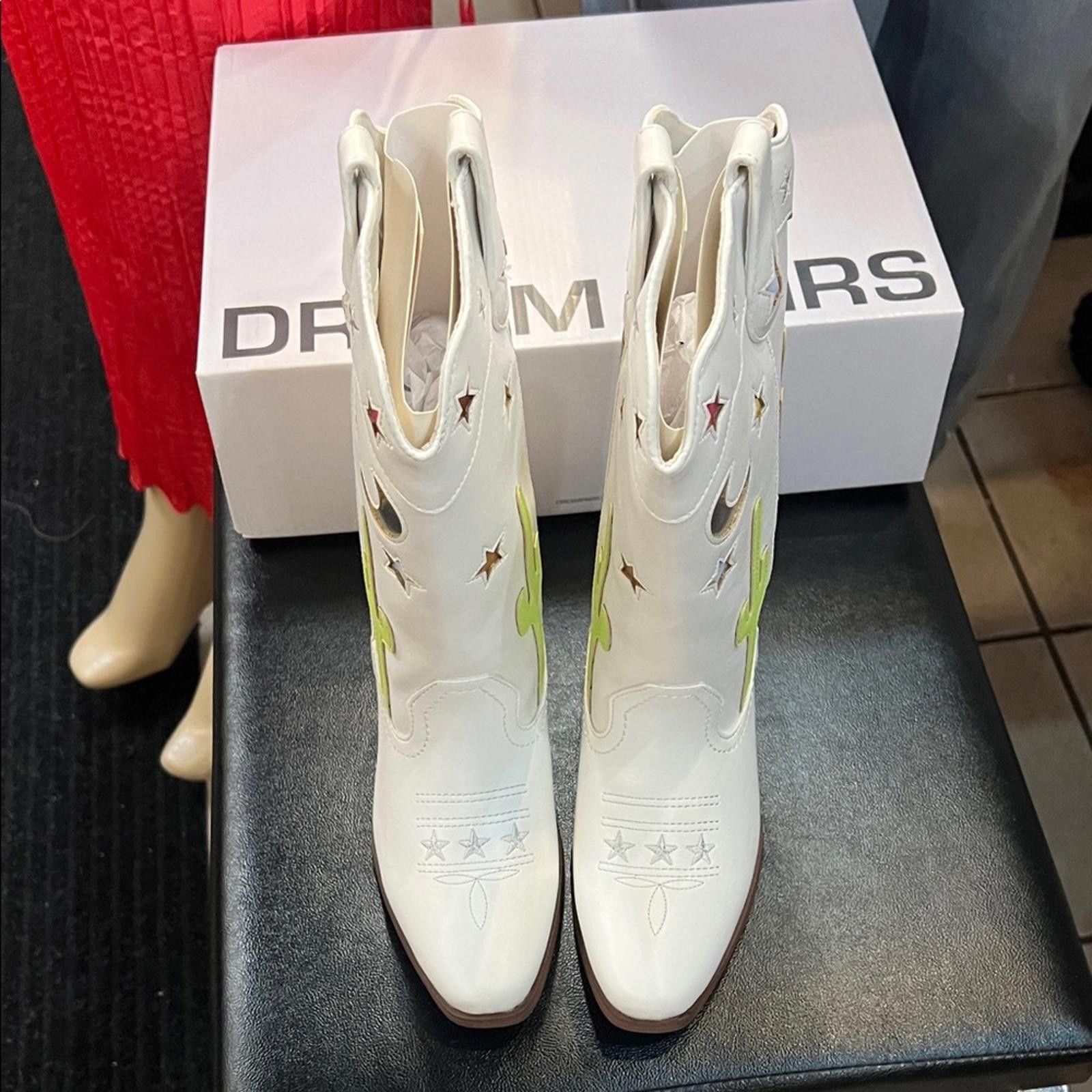 Other Dream Pairs White and Green Heeled Boots Size US 5 / EU 37 - 6 Thumbnail