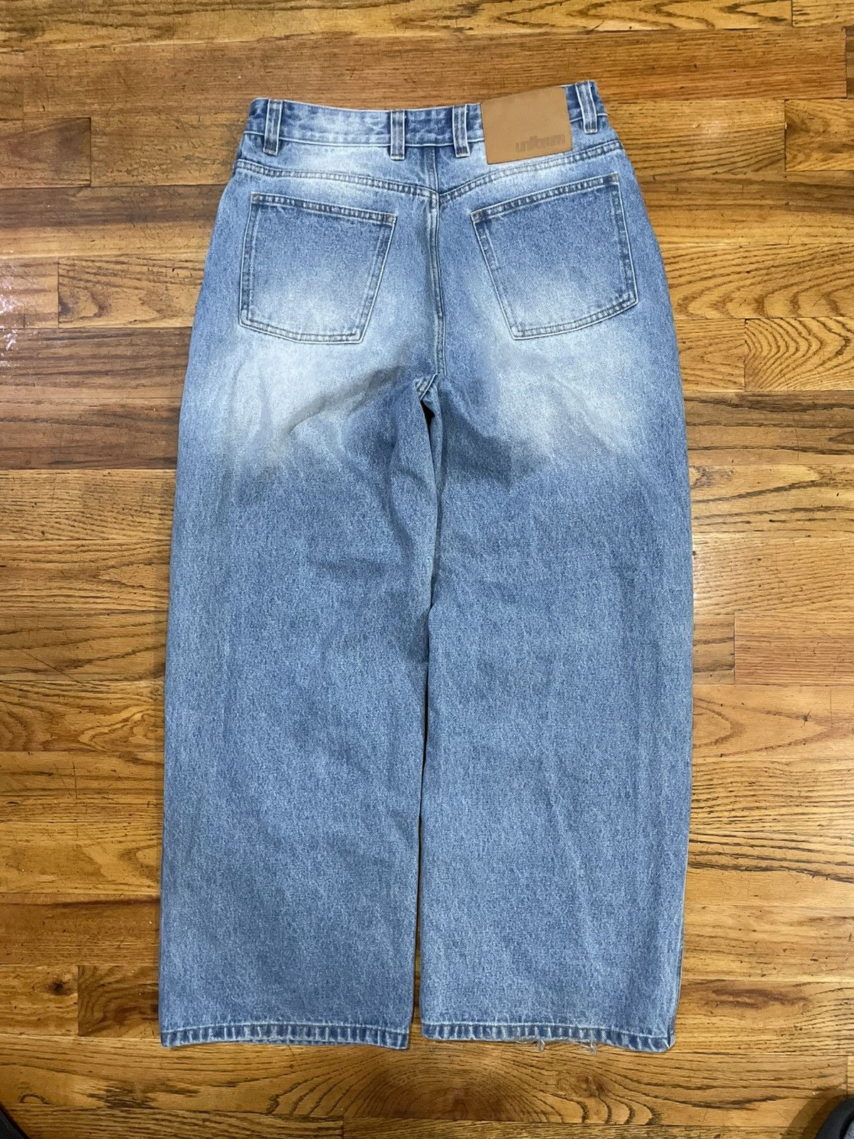Other Uniforum Light wash Leg Denim Size US 34 / EU 50 - 2 Thumbnail