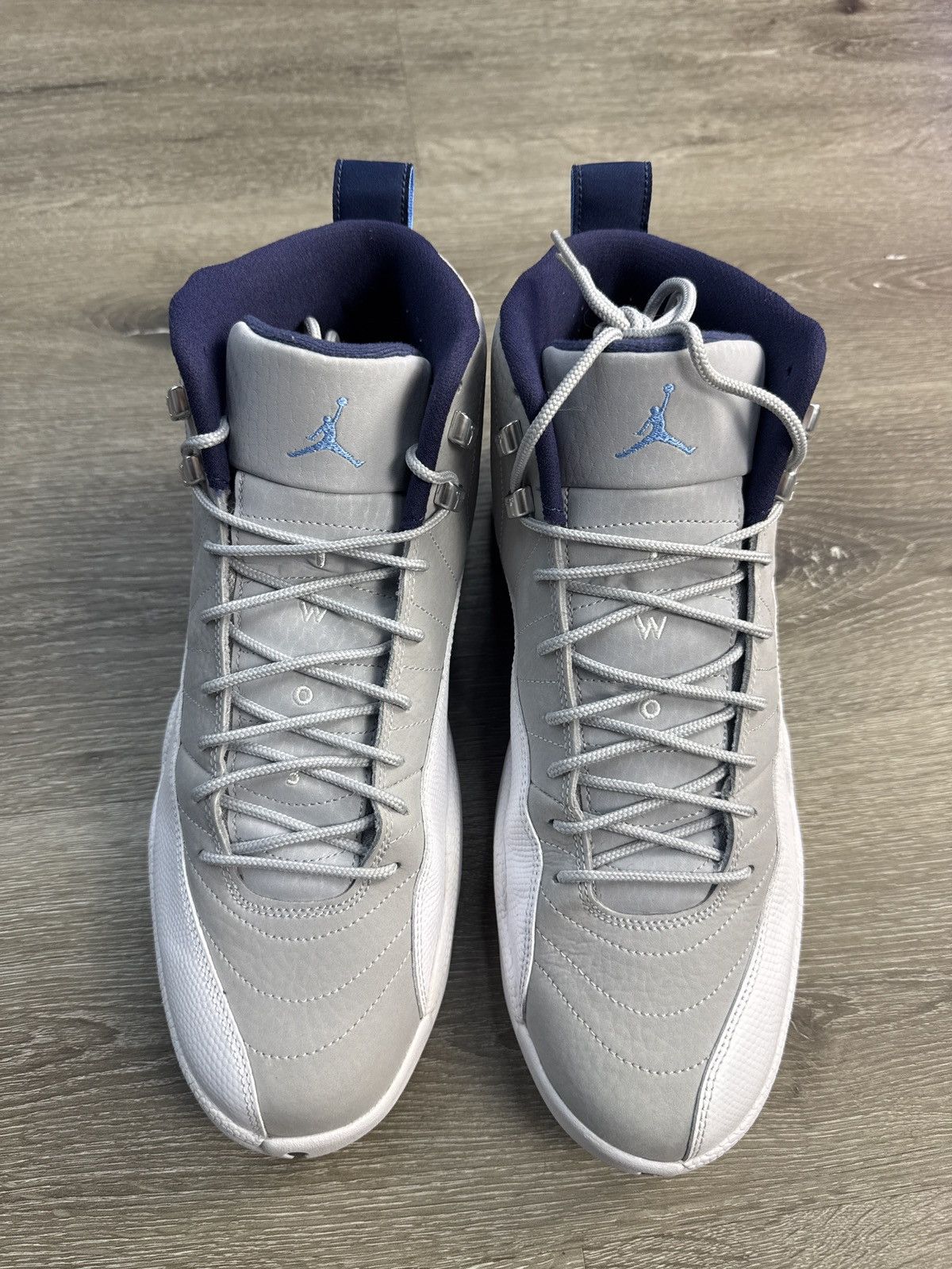Jordan Brand Jordan 12 Retro “Grey University Blue” **PRE-OWNED** Size US 13 / EU 46 - 3 Thumbnail