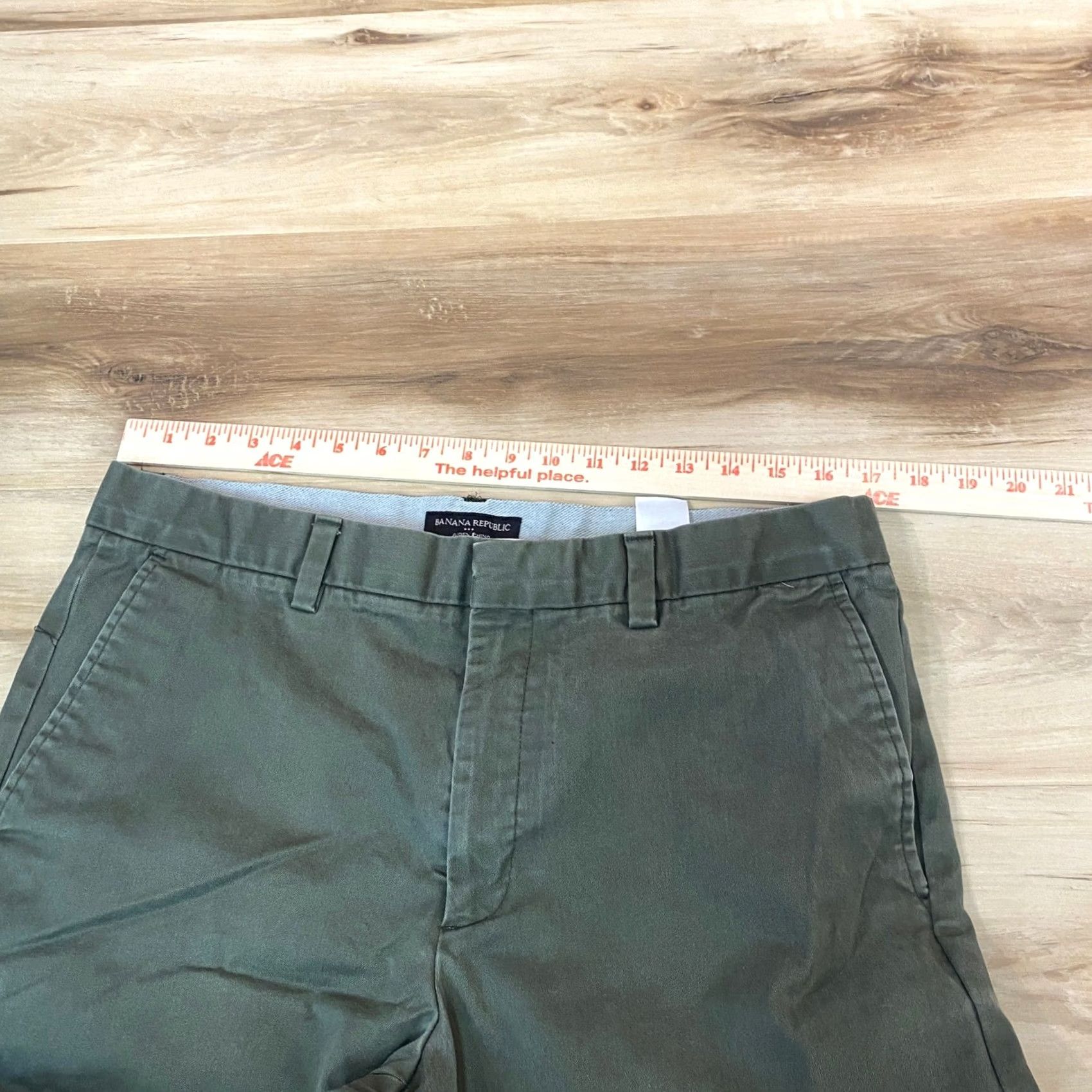 Banana Republic Banana Republic Aiden Chino Pants Mens 35x34 Green Slim Casual Business Travel Cotton Blend Stretch Flat Front Zip Button Closure Size US 35 - 7 Thumbnail