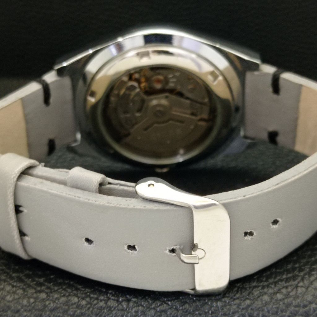 Seiko REFURBISHED VINTAGE SEIKO 5 AUTO JAPAN MENS WATCH a440221 Size 38 - 2 Thumbnail