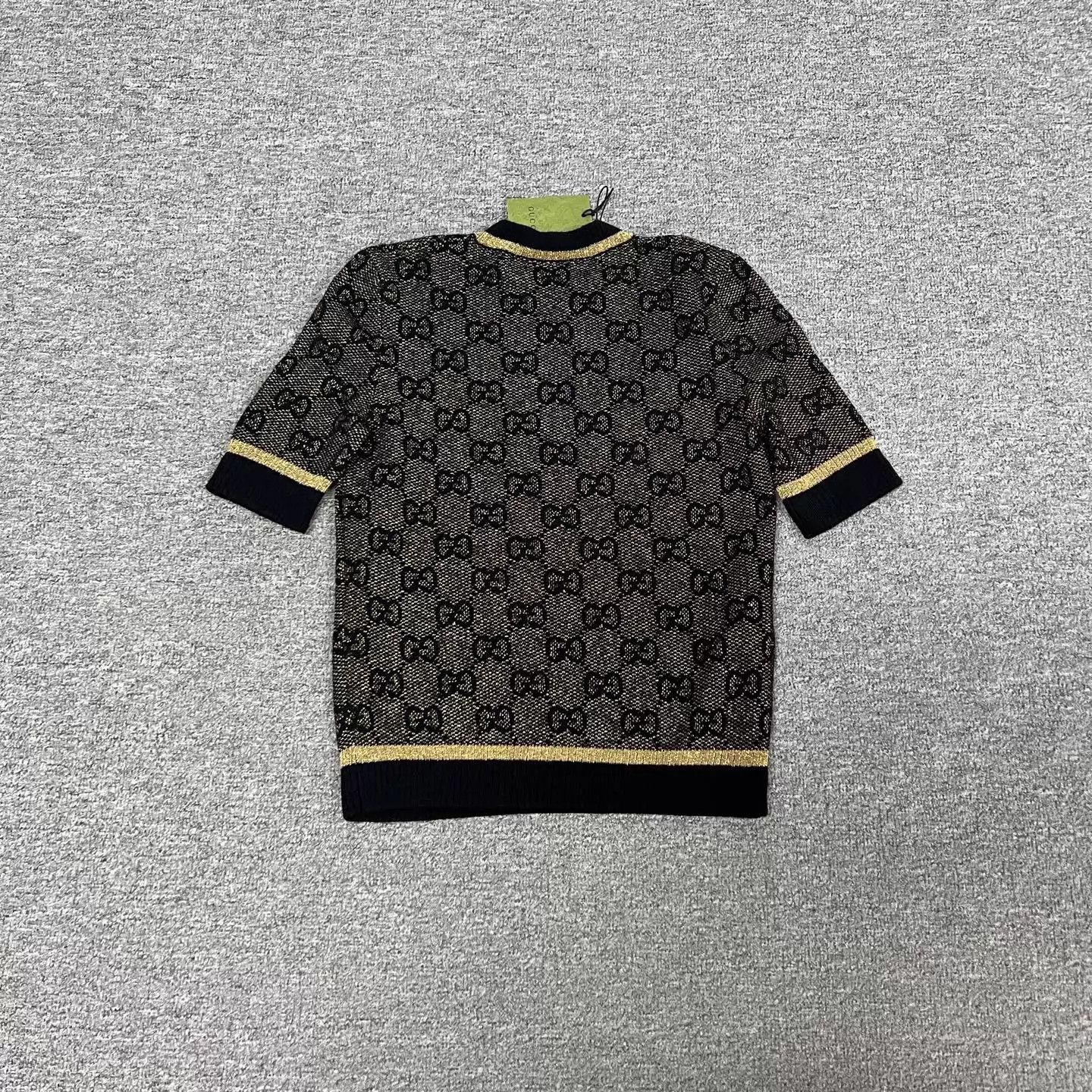Gucci Gucci Black & Gold GG Supreme Knit Short Sleeve XS NWT Size XS / US 0-2 / IT 36-38 - 2 Thumbnail