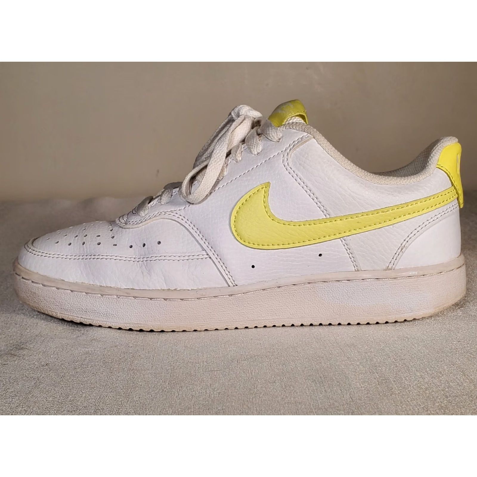 Nike Nike Court Vision White Zitron Leather Low Top Sneakers Women's US 7.5 Shoes Light Yellow White Size M / US 6-8 / IT 42-44 - 4 Thumbnail