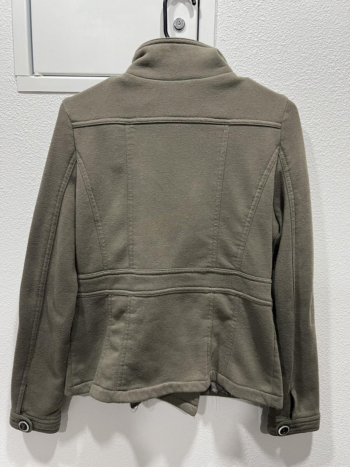 Other olive green with button details Size L / US 10 / IT 46 - 4 Thumbnail
