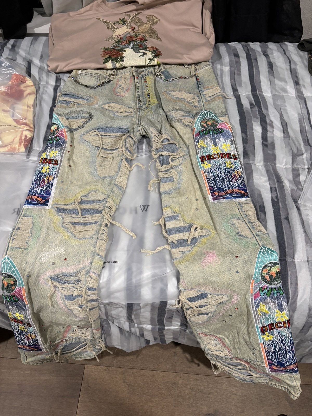 Who Decides War Ev Bravado Who Decides War Stud Distressed Denim Size US 36 / EU 52 - 4 Thumbnail