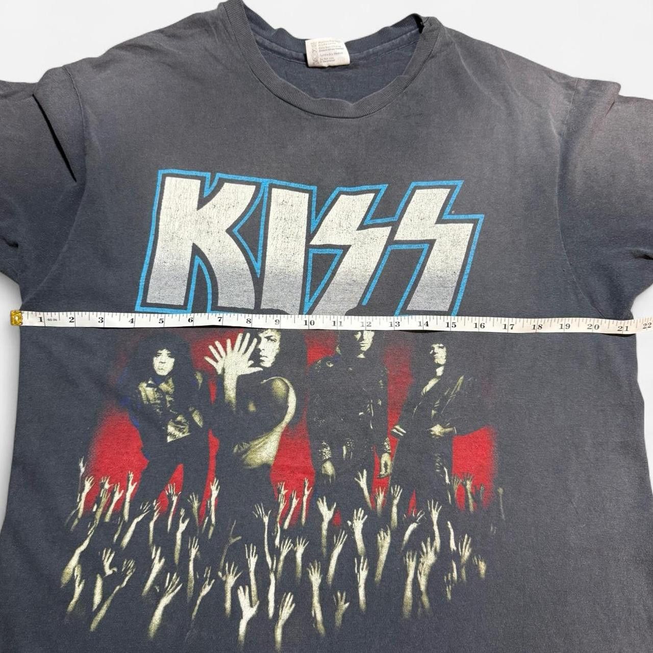 Vintage Vintage 1980s Kiss Live Tour Single Stitch Rock Band TShirt Size US XL / EU 56 / 4 - 7 Thumbnail