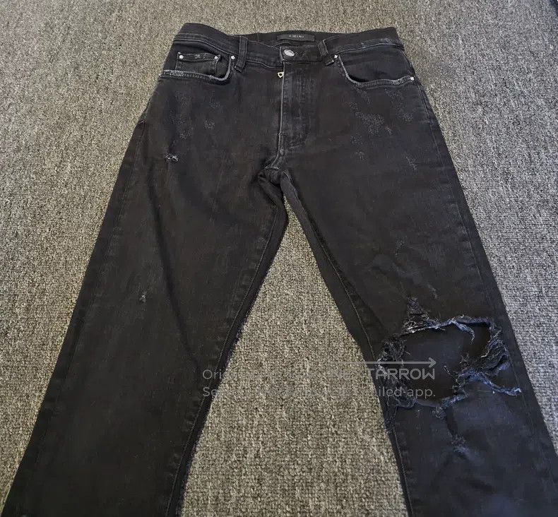 Amiri Amiri Size 31 Destroy jeans with one knee Size US 31 - 2 Thumbnail