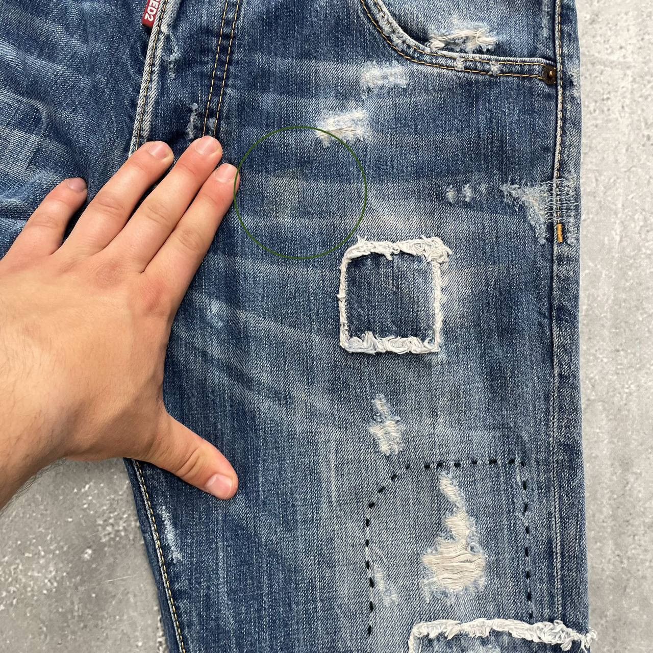 Dsquared2 Dsquared2 Distressed Denim Cool Guy Jeans Blue Size 46 Size US 31 - 12 Thumbnail
