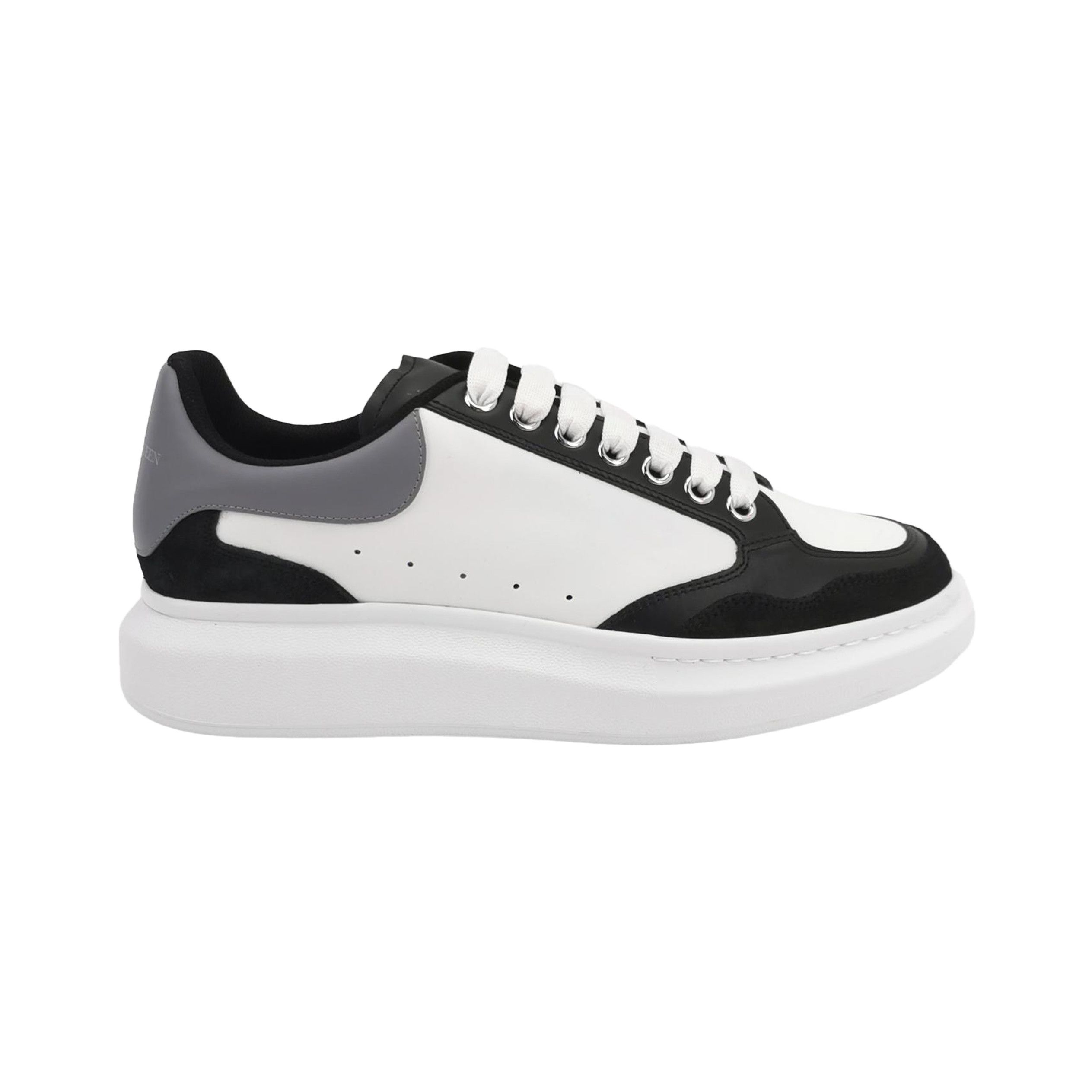 Alexander McQueen Alexander McQueen Men 11 Lowtop Sneakers Size US 11 / EU 44 - 1 Thumbnail