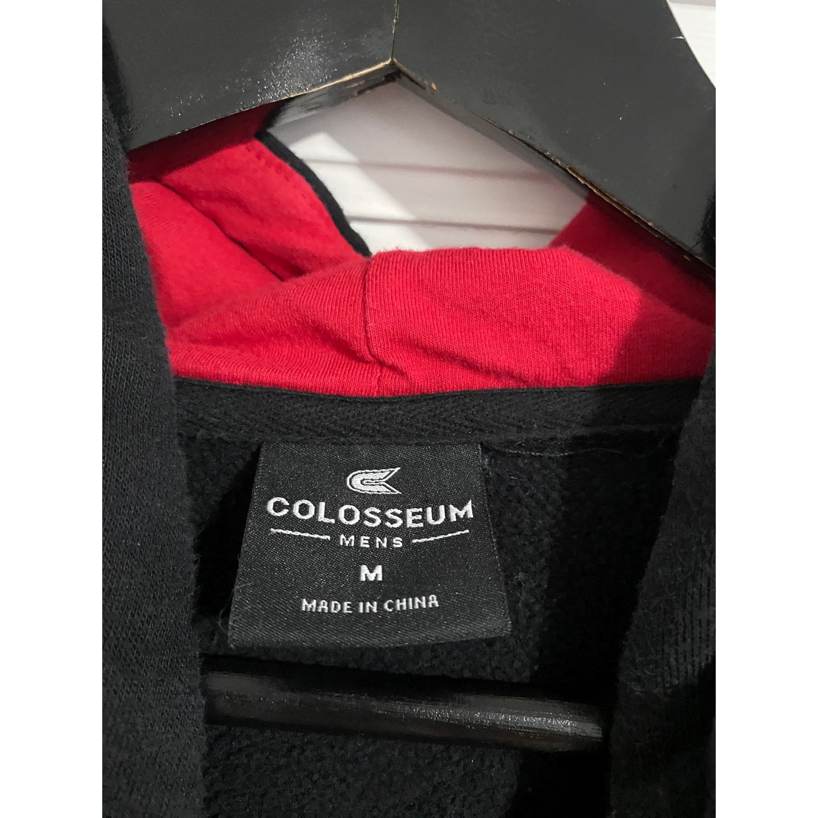 Colosseum Athletics Wisconsin Badgers Black Stitched Hoodie Sweatshirt Size M Size US M / EU 48-50 / 2 - 4 Thumbnail