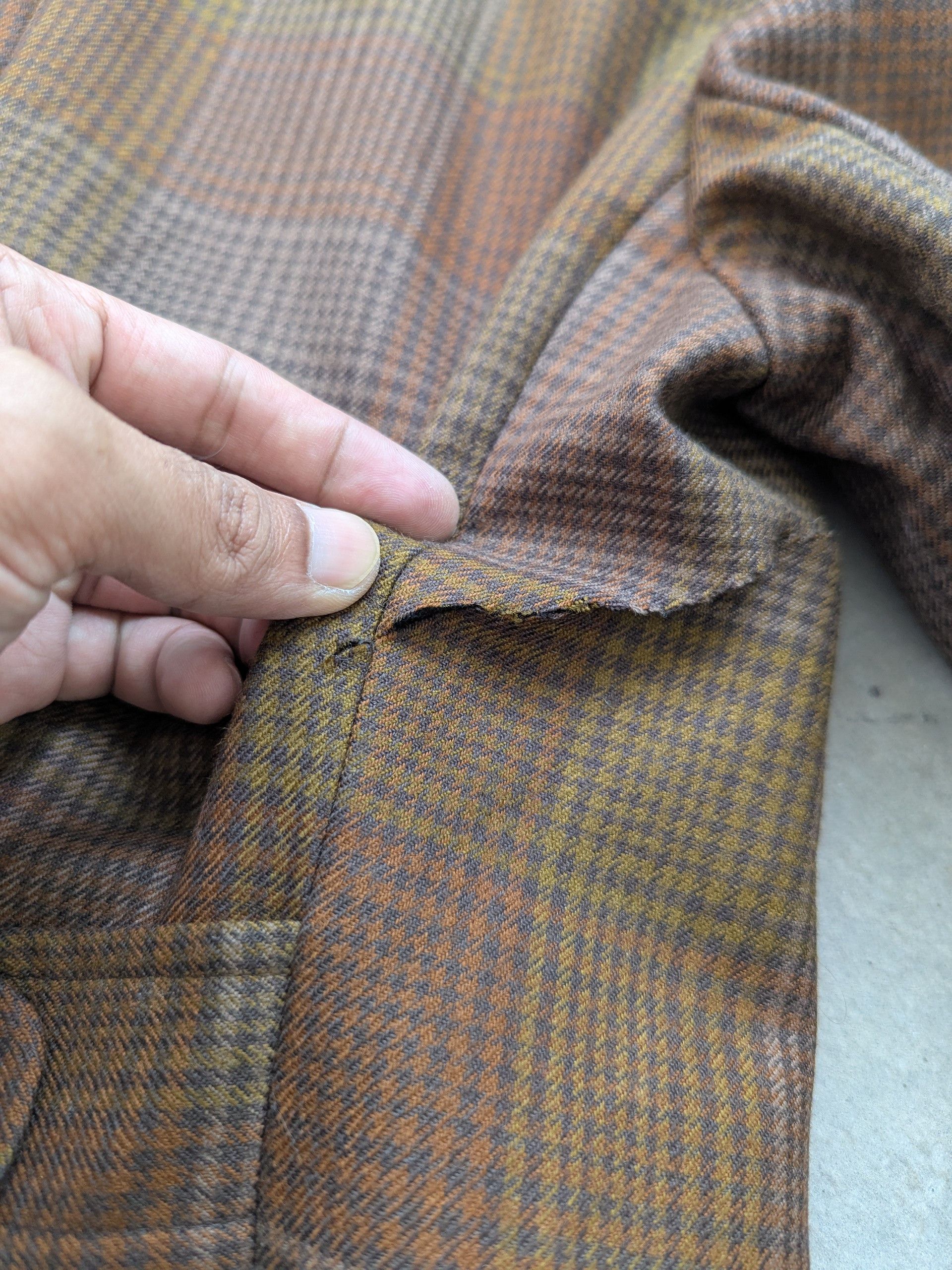 Designer × Yves Saint Laurent Vintage Yves Saint Laurent Wool Blazer Checkered Size M / US 6-8 / IT 42-44 - 14 Thumbnail