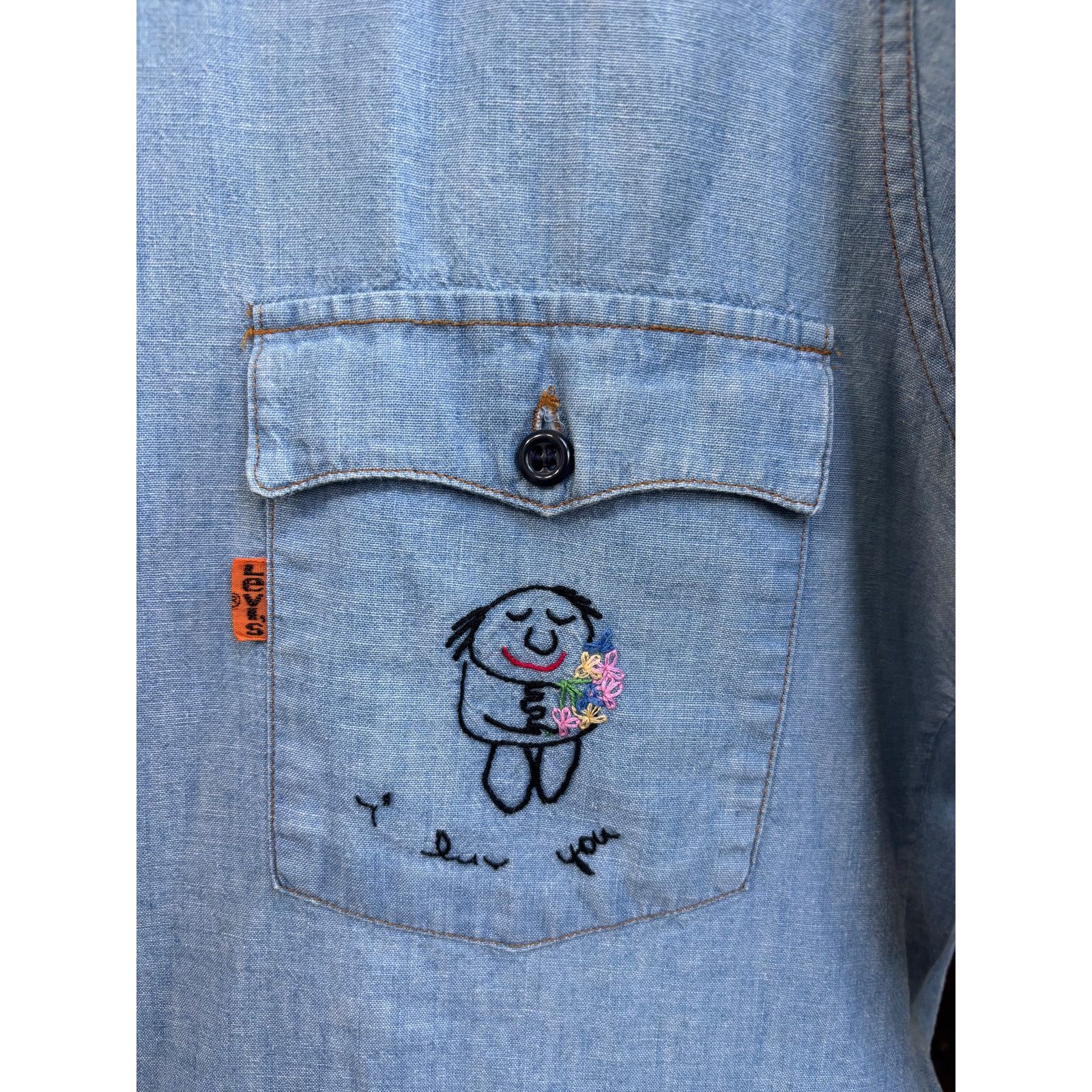Levi's Levi’s Embroidered Denim Button Down Shirt L Size US L / EU 52-54 / 3 - 3 Thumbnail