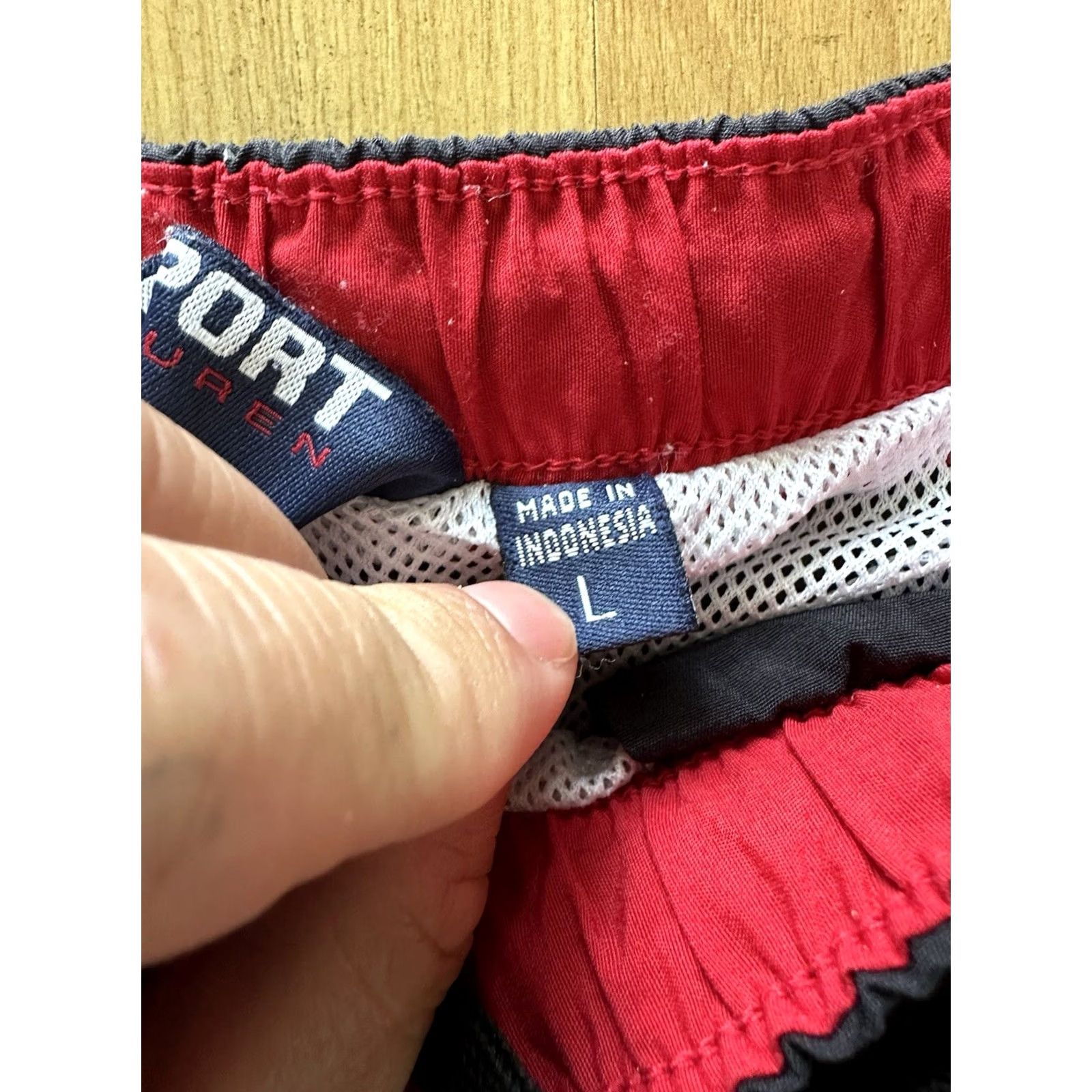 The North Face VINTAGE The North Face Polo Sport Shorts Mens Large Nylon 7” Inseam Black 34 Waist 90s Cargo Bags Pockets Size US L / EU 52-54 / 3 - 6 Thumbnail