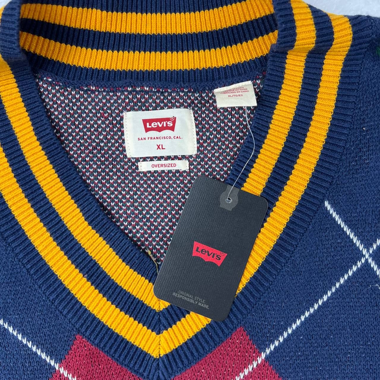 Levi's Levi's XL Retro Stay Loose Oversized V-Neck Sweater New Men Size US XL / EU 56 / 4 - 4 Thumbnail