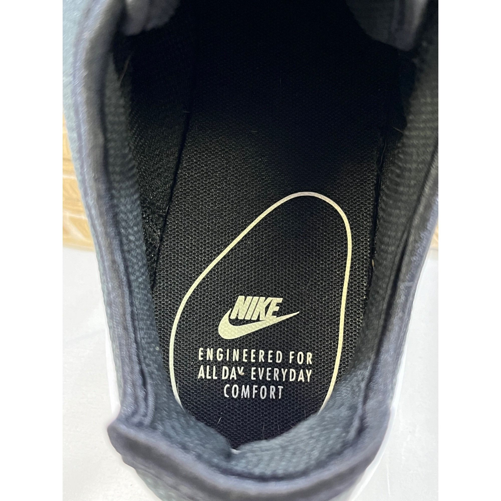 Nike Nike Air Max Axis Mens Black Running Sneakers Size 9 SKU 671 Size US 9 / EU 42 - 6 Thumbnail