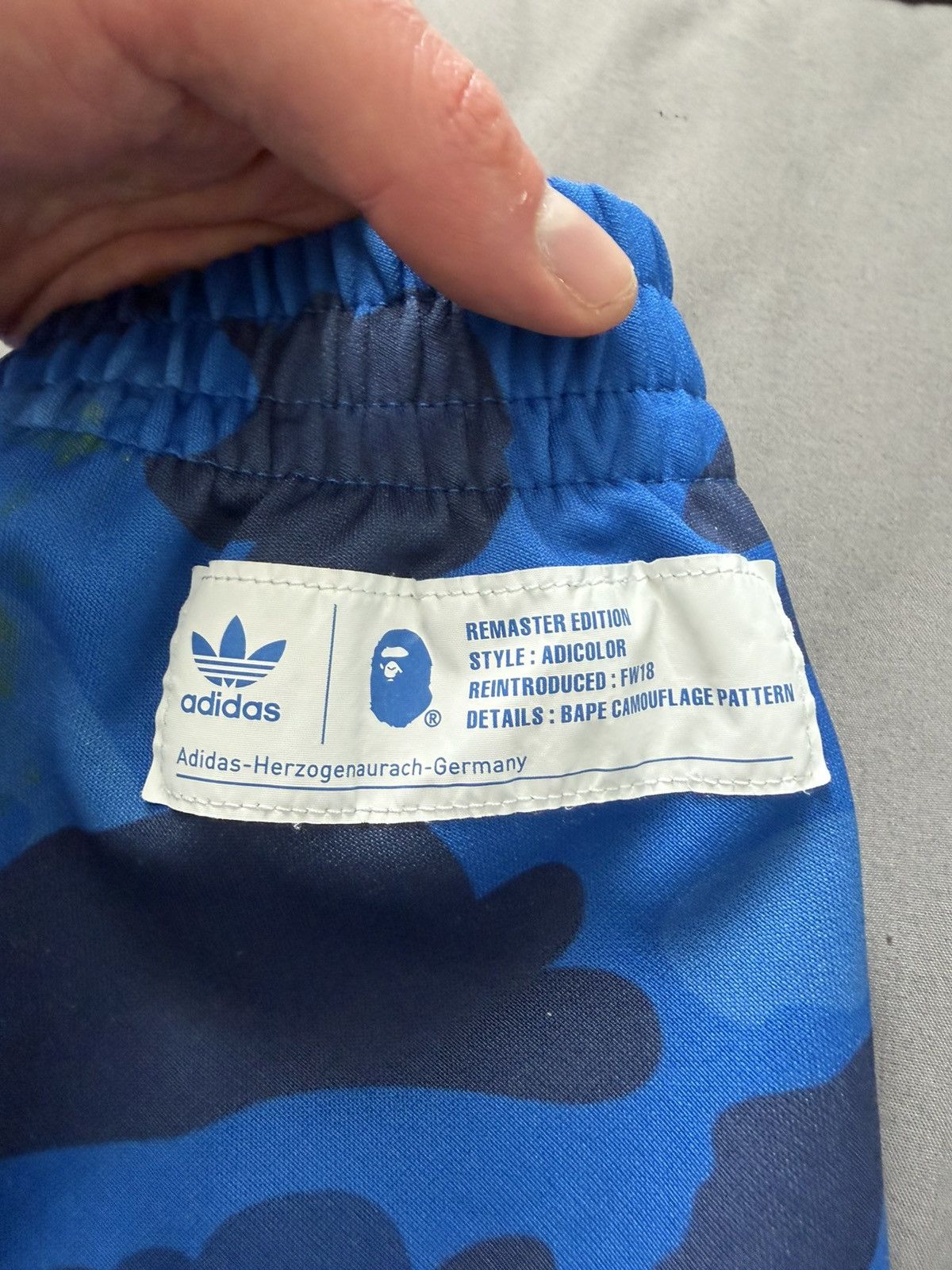Adidas × Bape Bape Camo Sweatpants Size US 31 - 6 Thumbnail