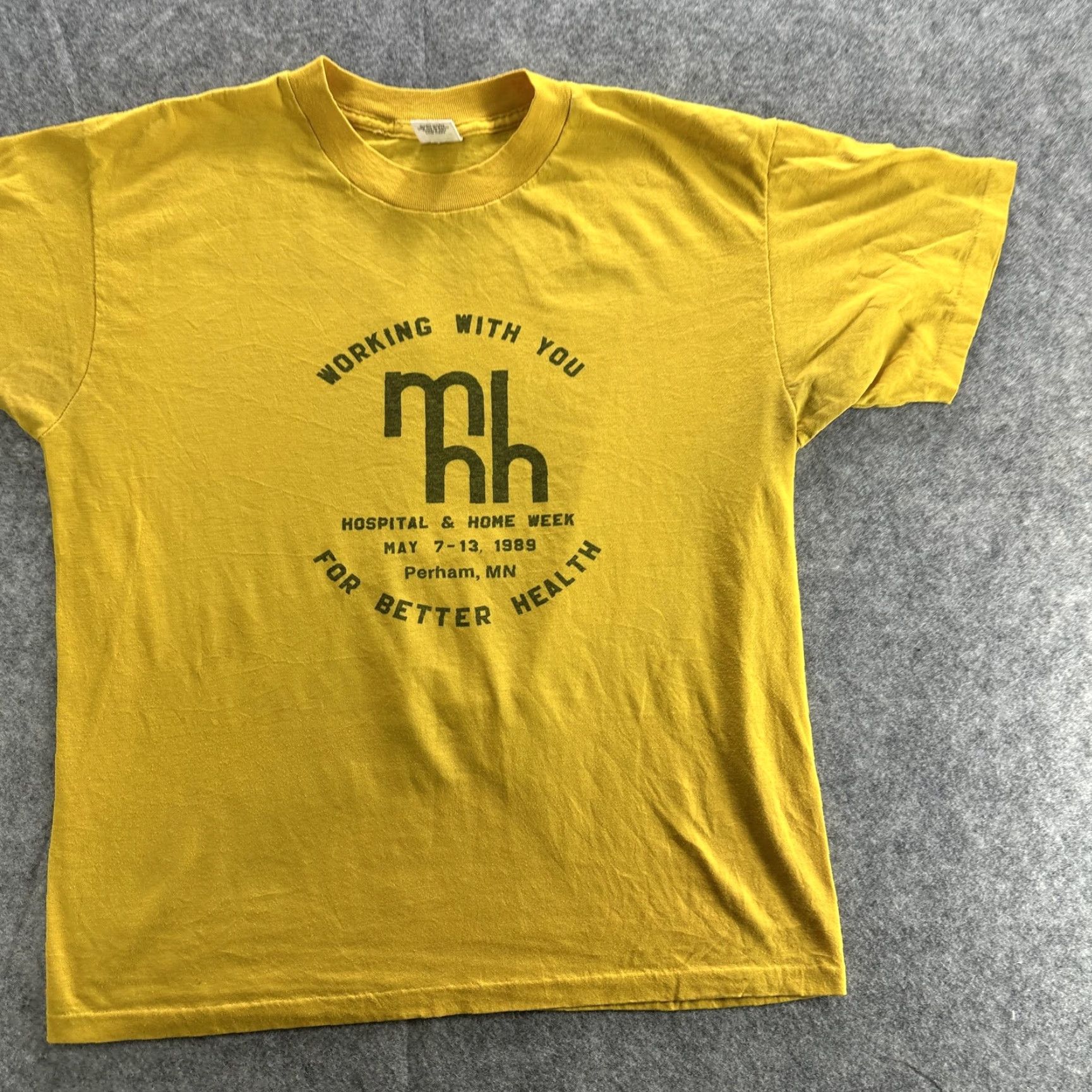 Vintage VINTAGE Hospital Home Week Shirt Mens Large Yellow Working With You Health 1989 80s Size US L / EU 52-54 / 3 - 2 Thumbnail
