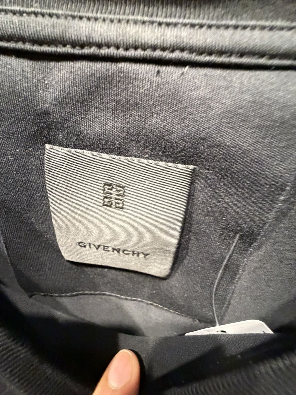 Givenchy Givenchy Paris Archetype Logo T-Shirt 🔥 Size US XL / EU 56 / 4 - 4 Thumbnail