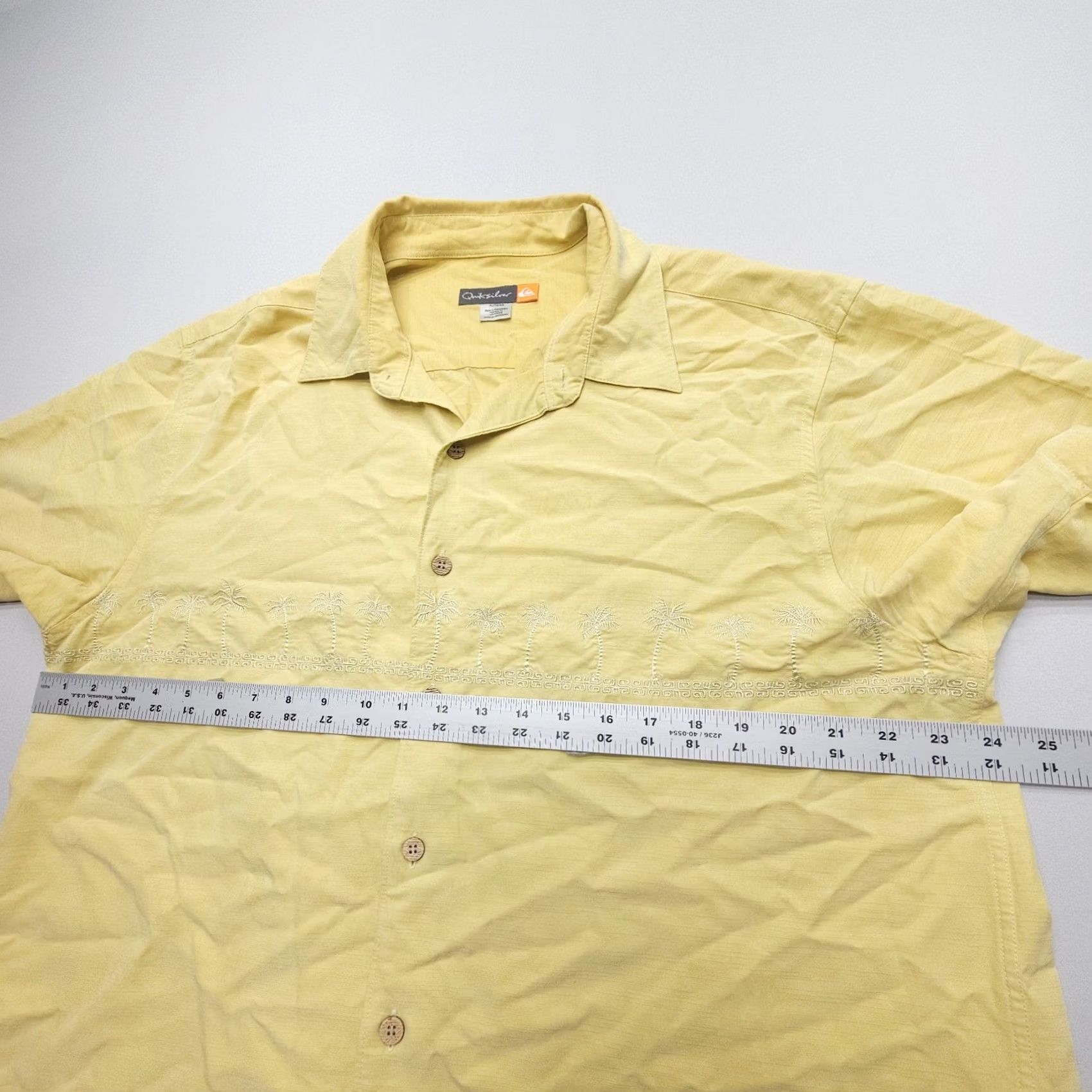 Quiksilver Quiksilver Hawaiian Shirt Mens XL Yellow Tropical Palms Print Surf Skate Coastal Shirt Size US XL / EU 56 / 4 - 7 Thumbnail