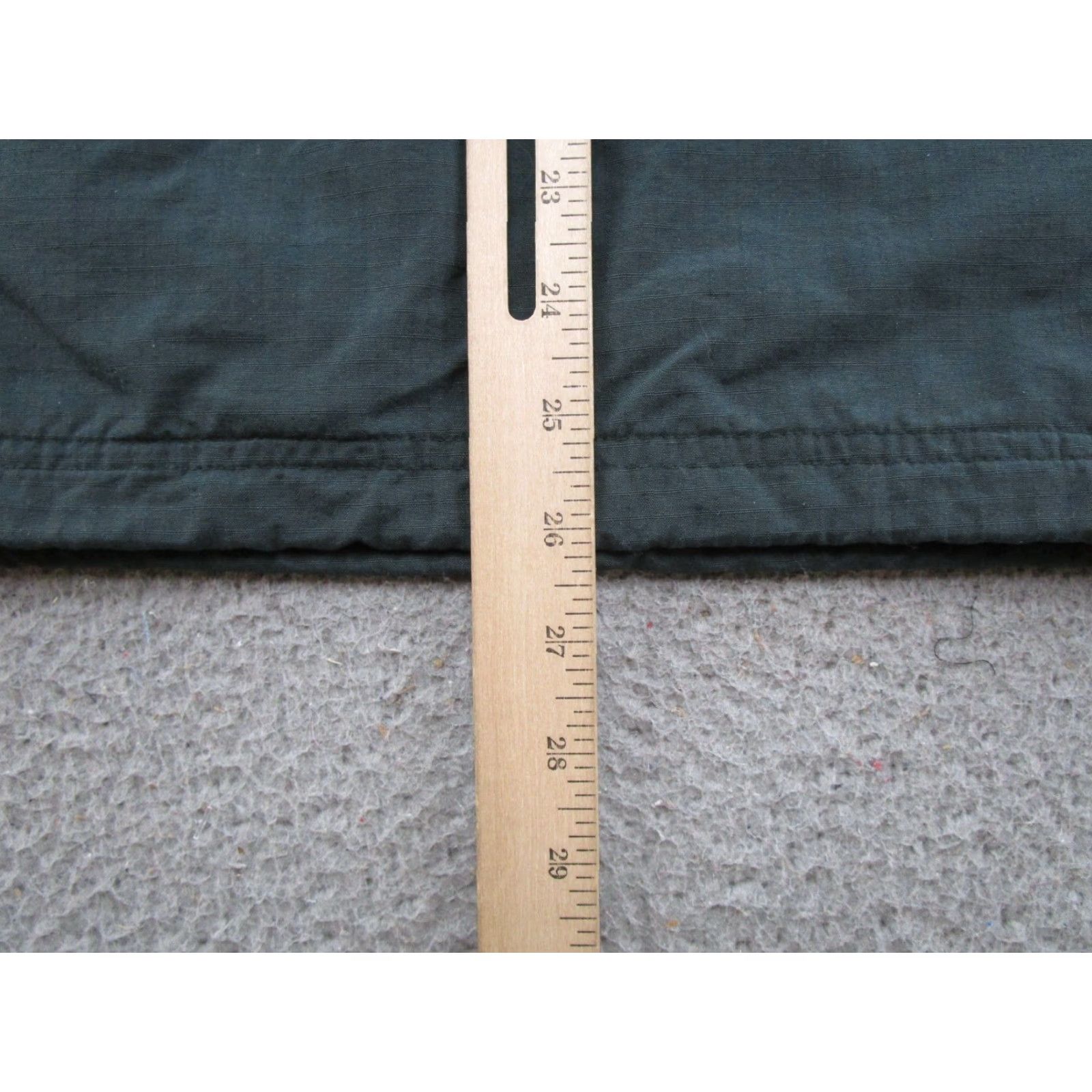 Vintage Cabelas Windbreaker Jacket Mens Size M Green Ripstop Pullover V Neck Outdoor Outdoor Jacket Regular Fit Nylon Patch Logo Stand-Up Collar Size US M / EU 48-50 / 2 - 5 Thumbnail